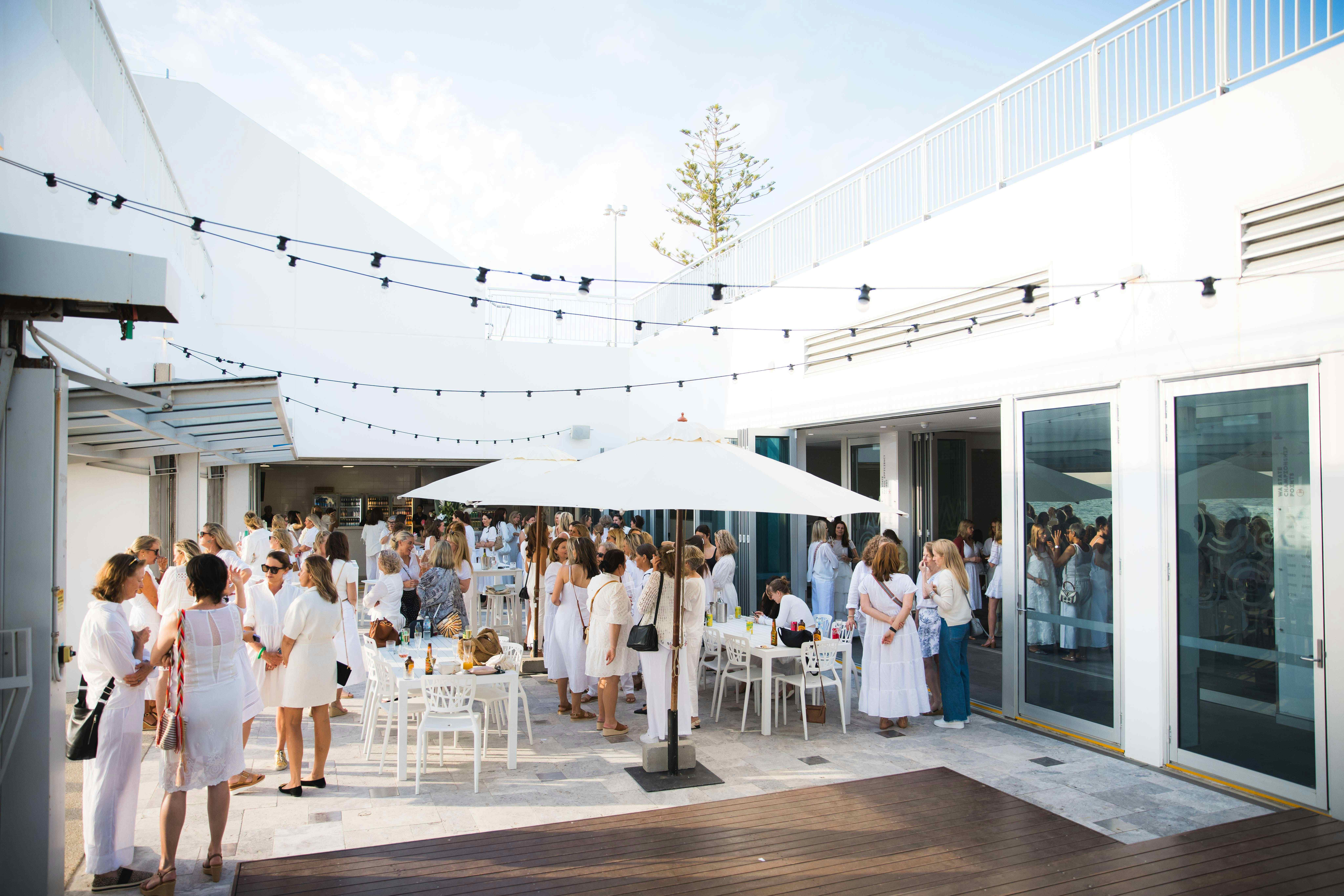 Courtyard & Promenade 1