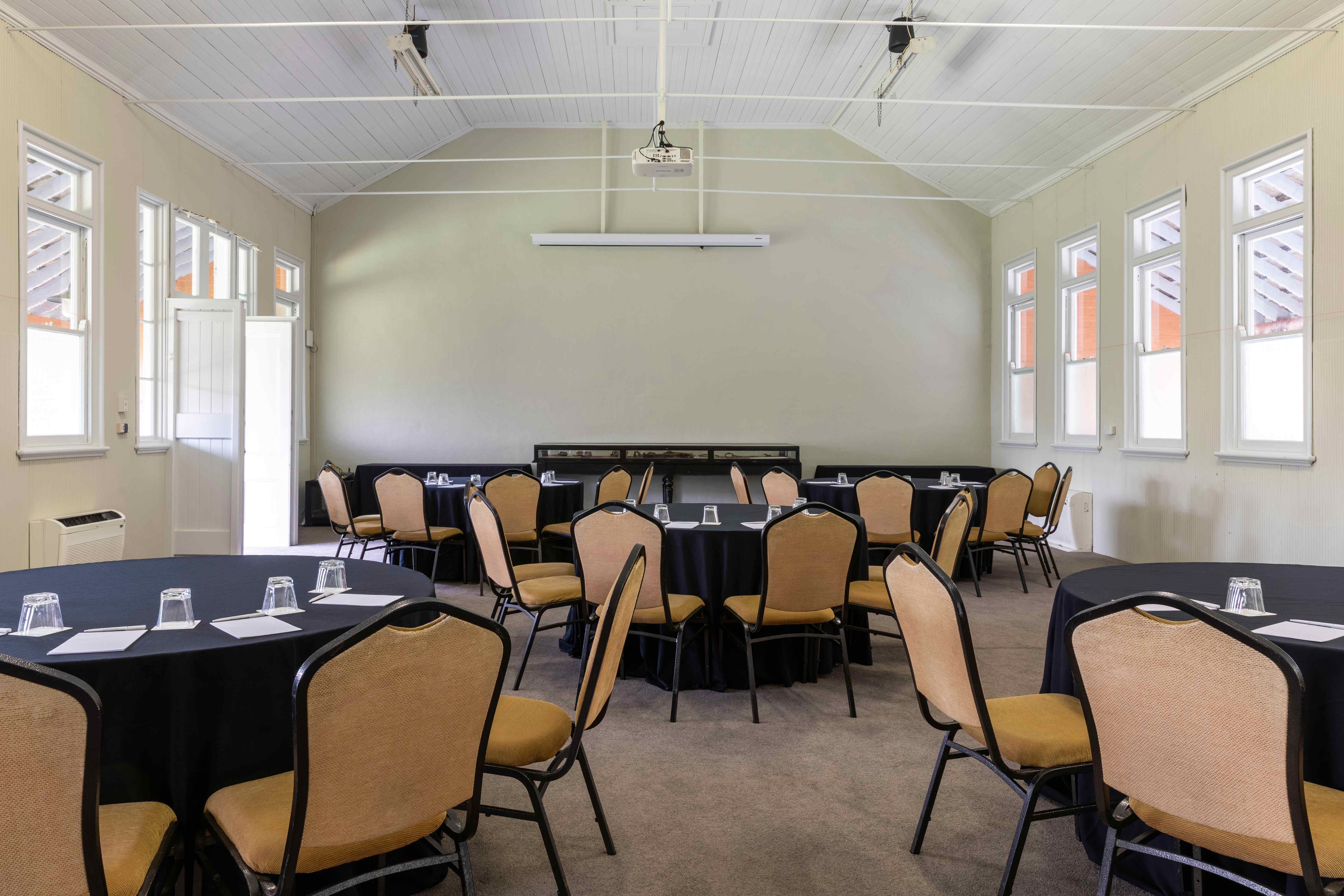 P16 - Former Asiatics