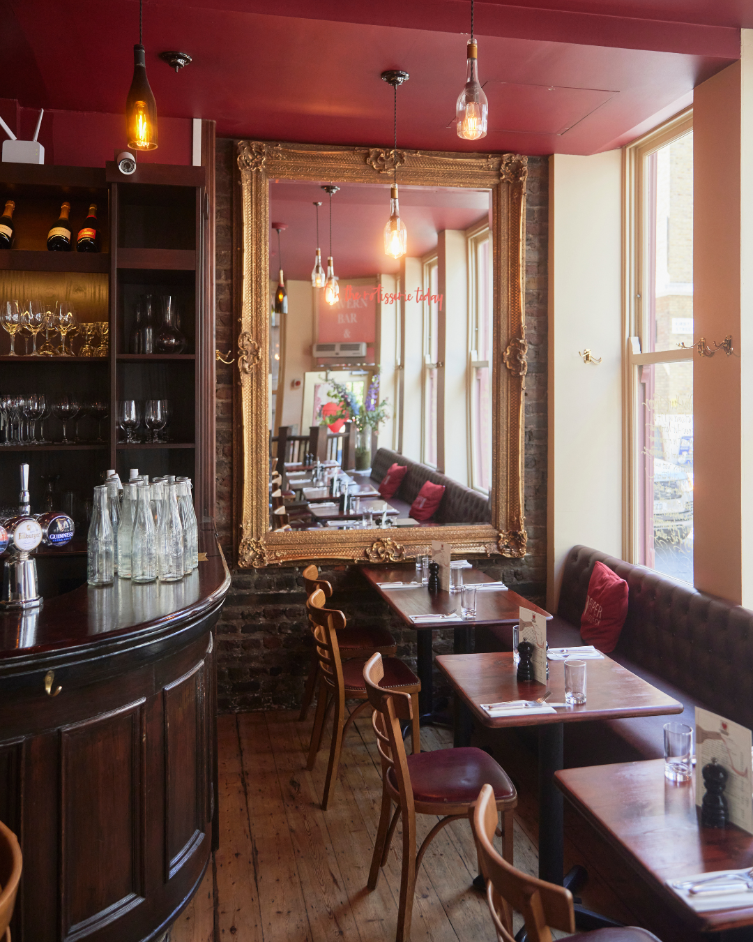 The Tavern Bar & Grill 10