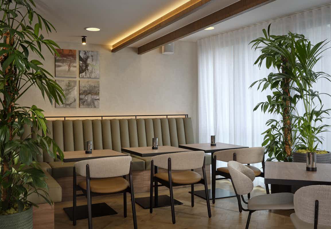 Lock 84 Restaurant & Bar  2