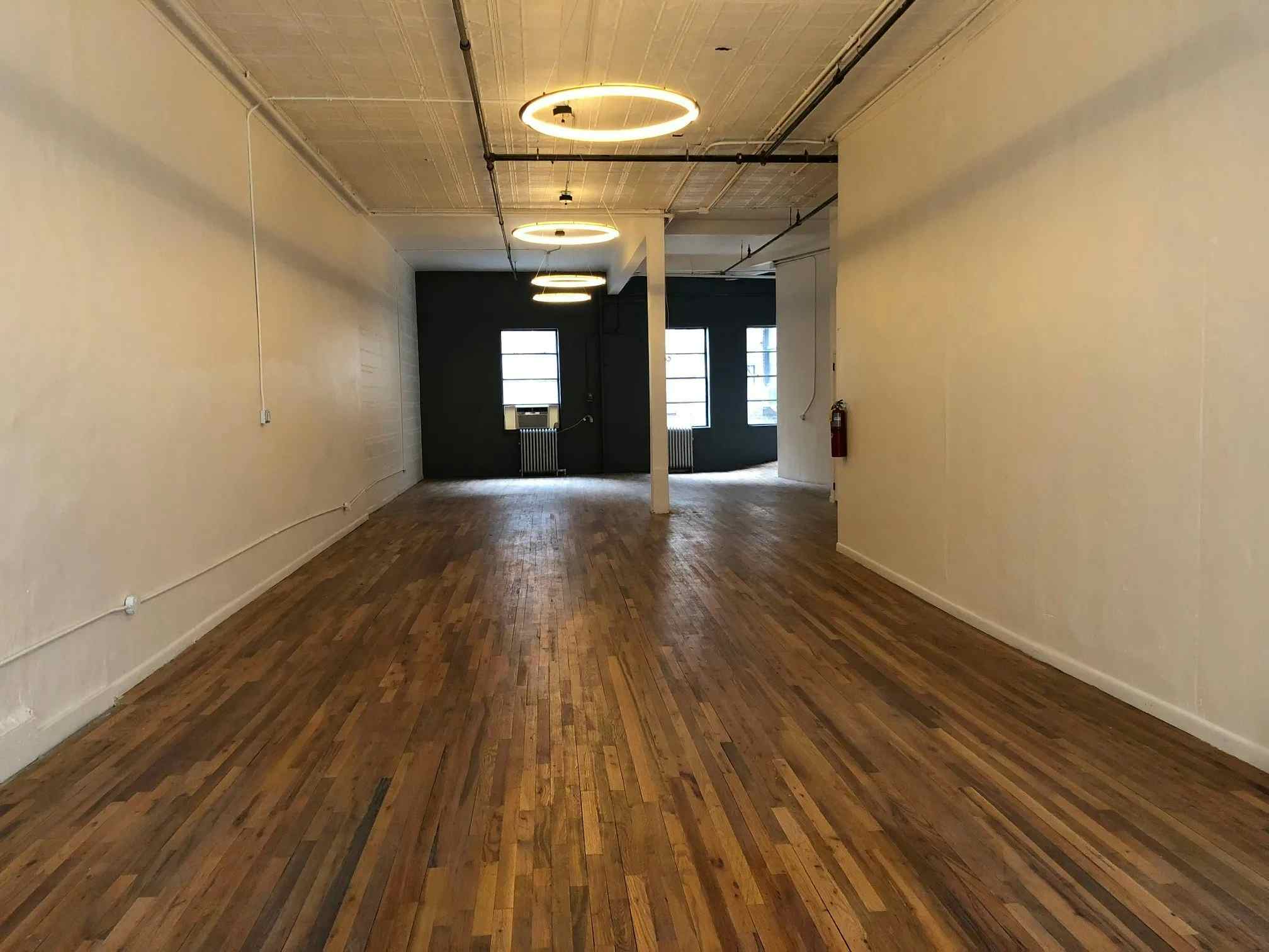 The DeKooning Classic - Space hire 2