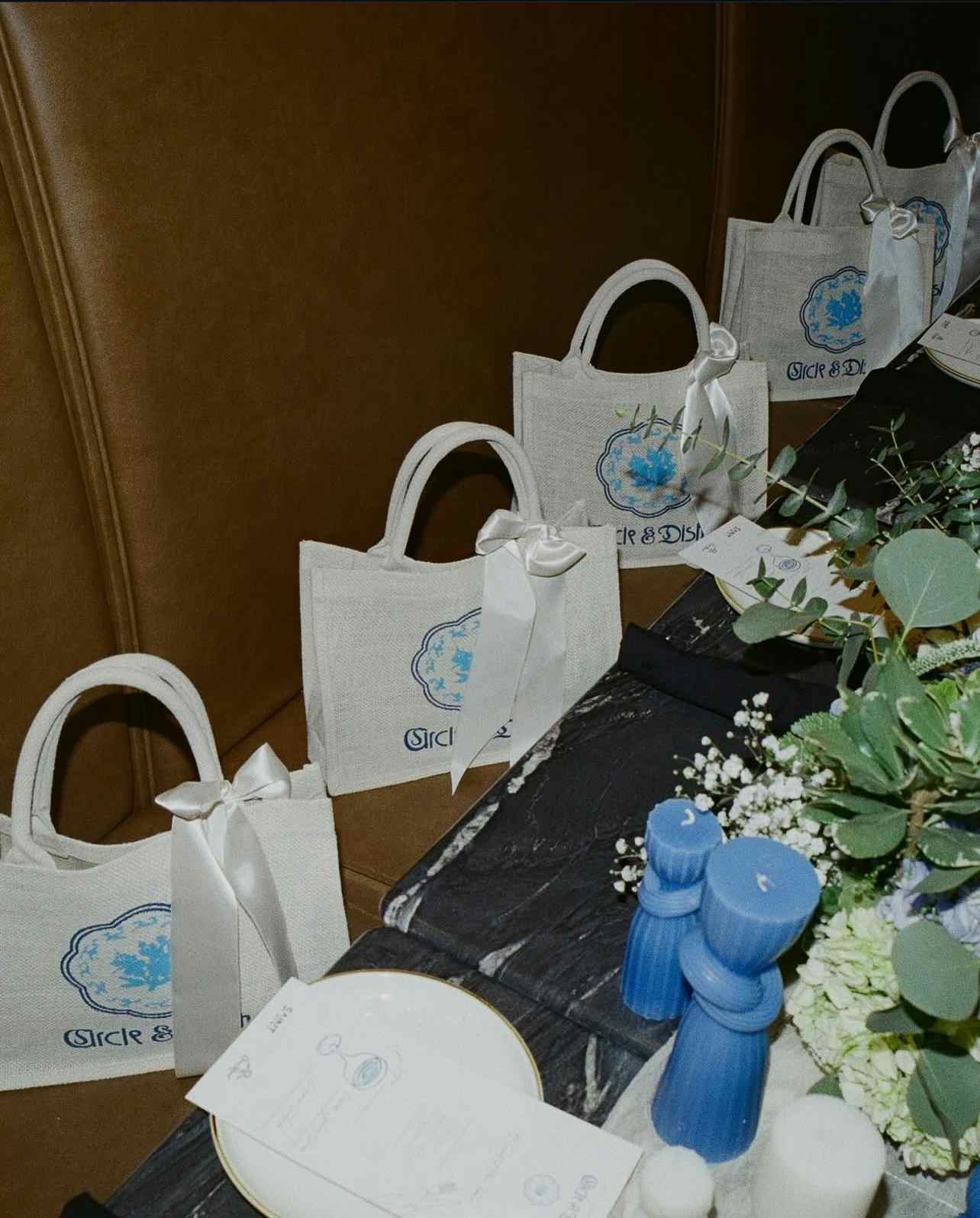 SAINT Resto Lounge - Full Venue  7