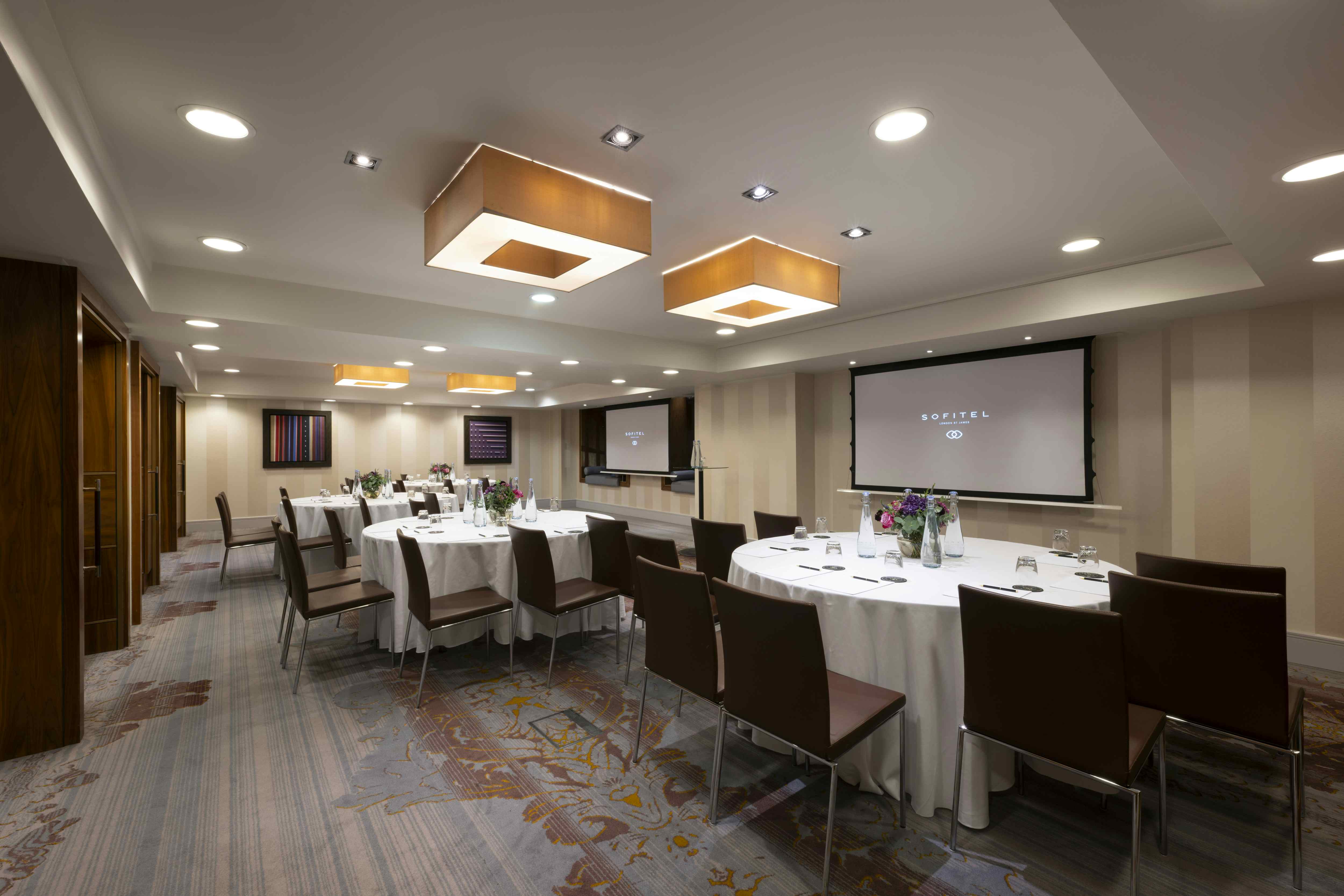 Piccadilly & Bloomsbury Suite 1