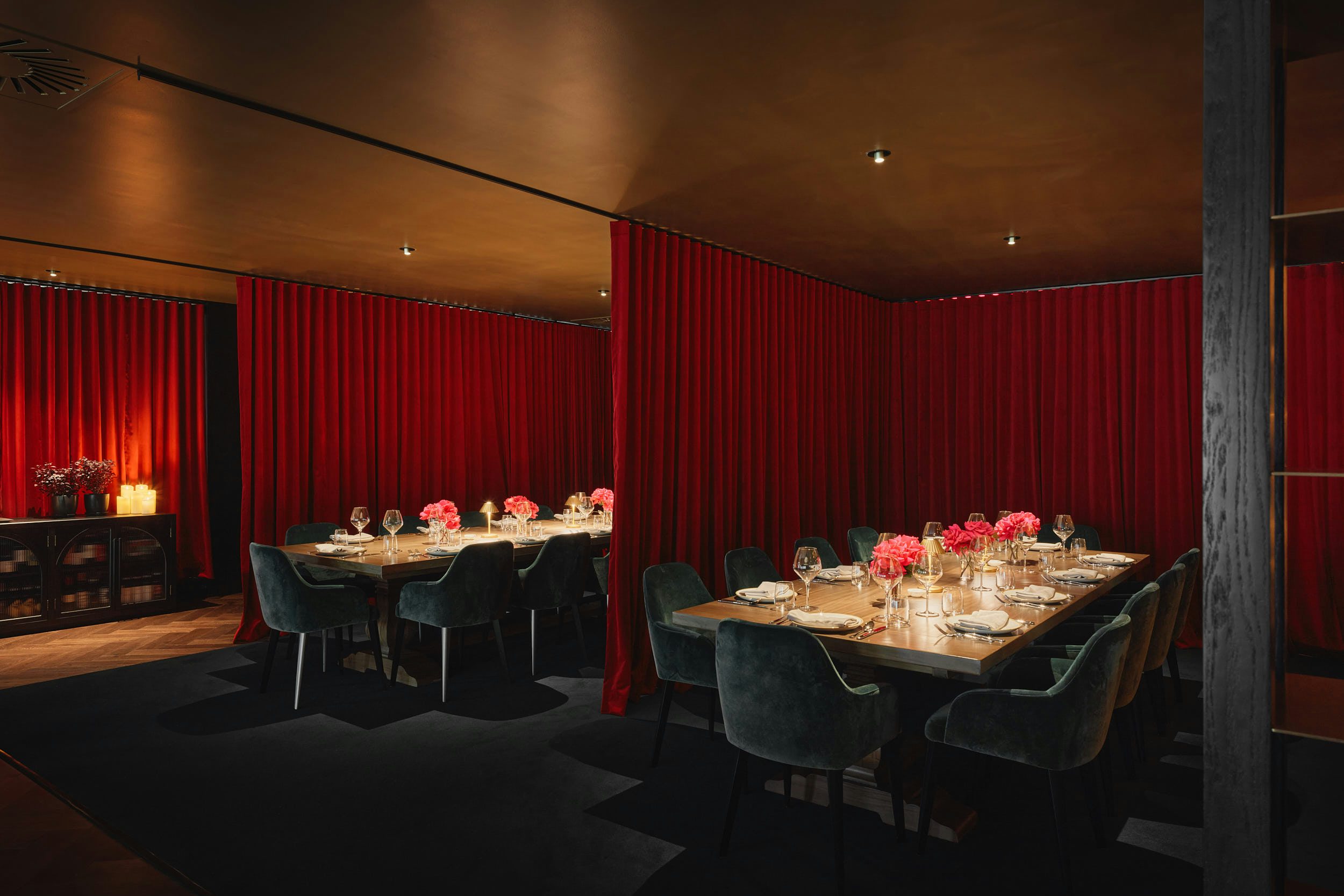 2x Semi -Private Dining Rooms - 12/14 guests each 3D tour