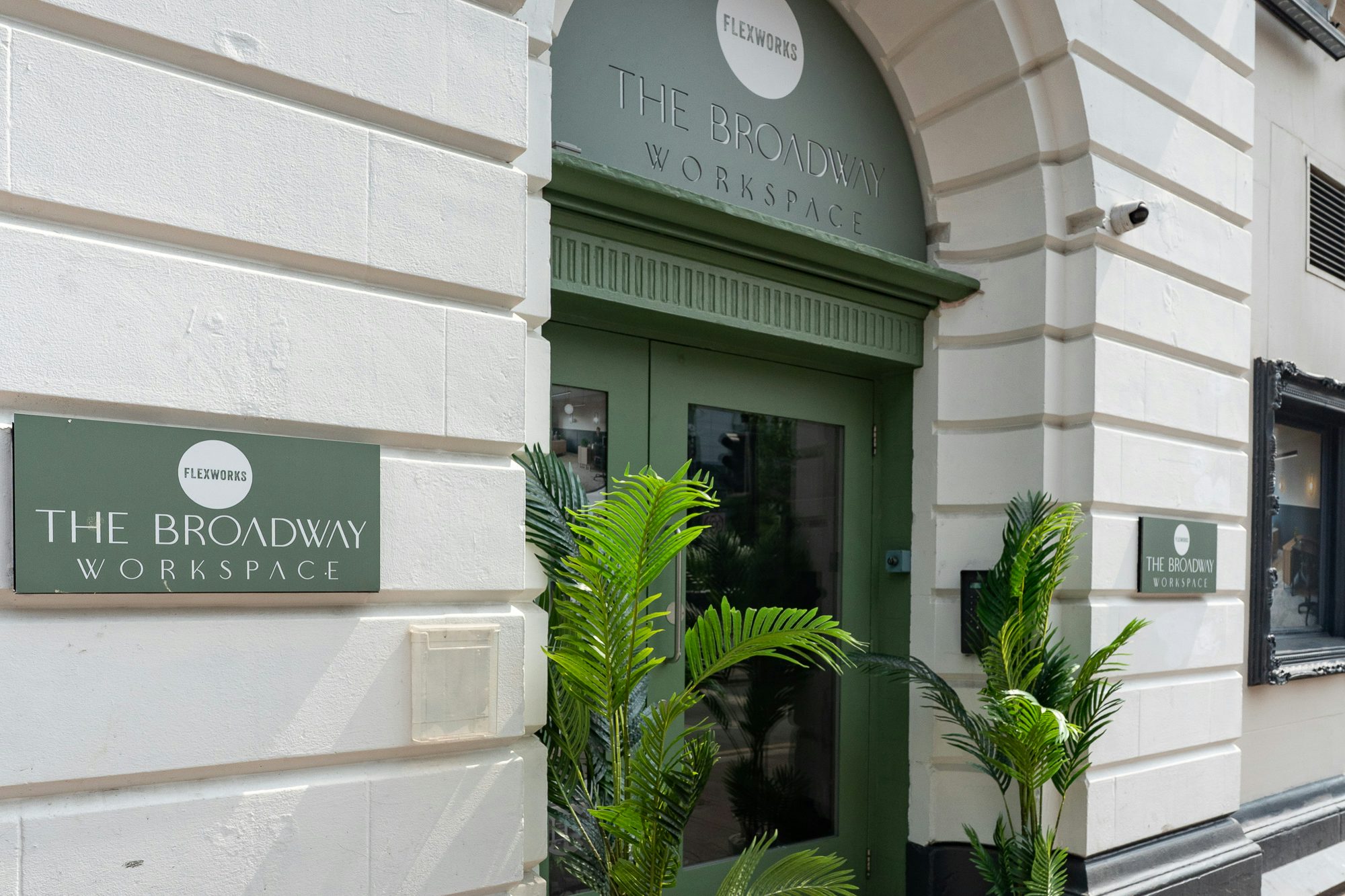 Meeting Room up to 14 1