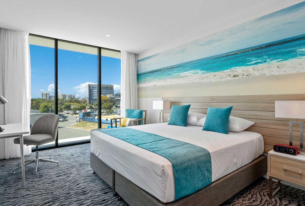 Coastal Deluxe King Room 0