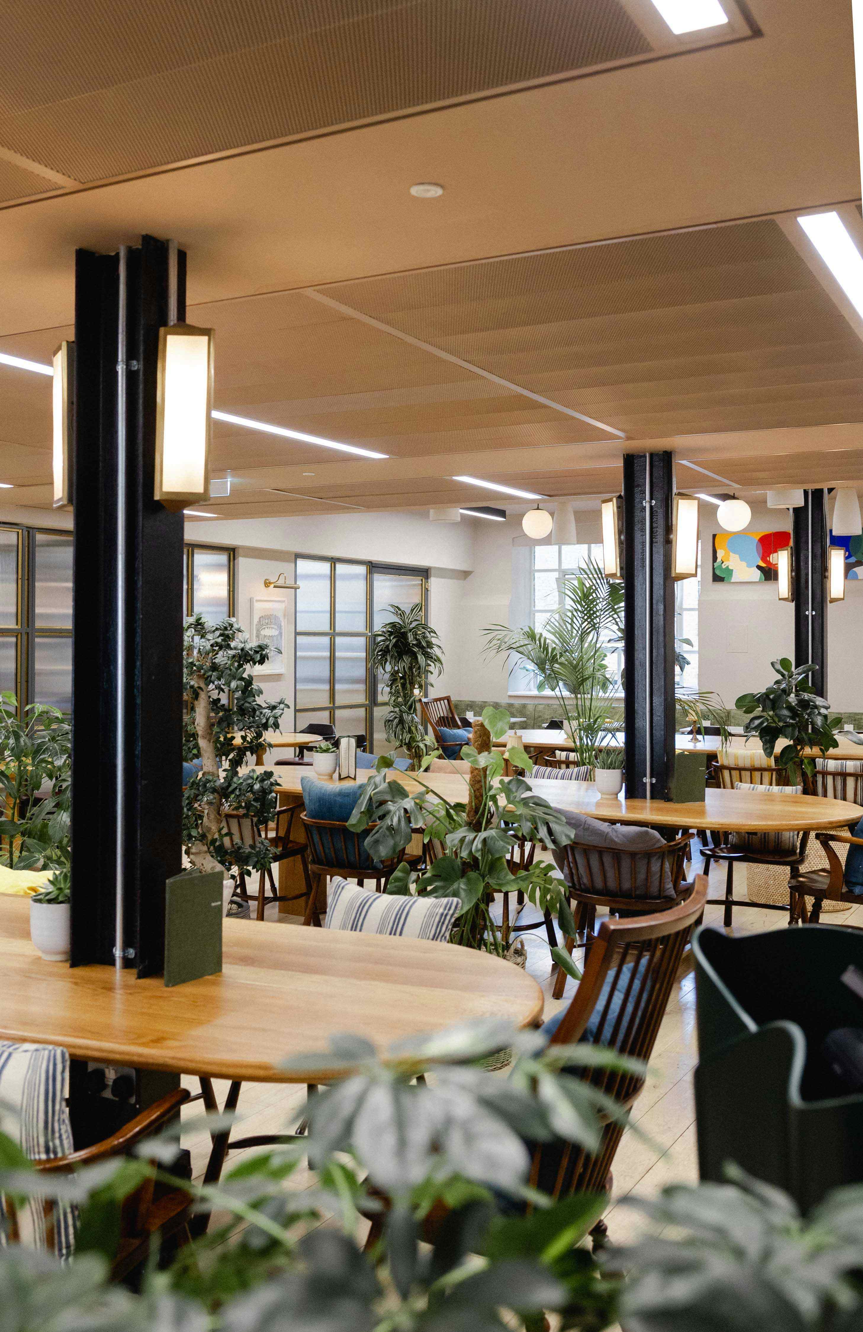 Nobel Lounge and Rooms 4