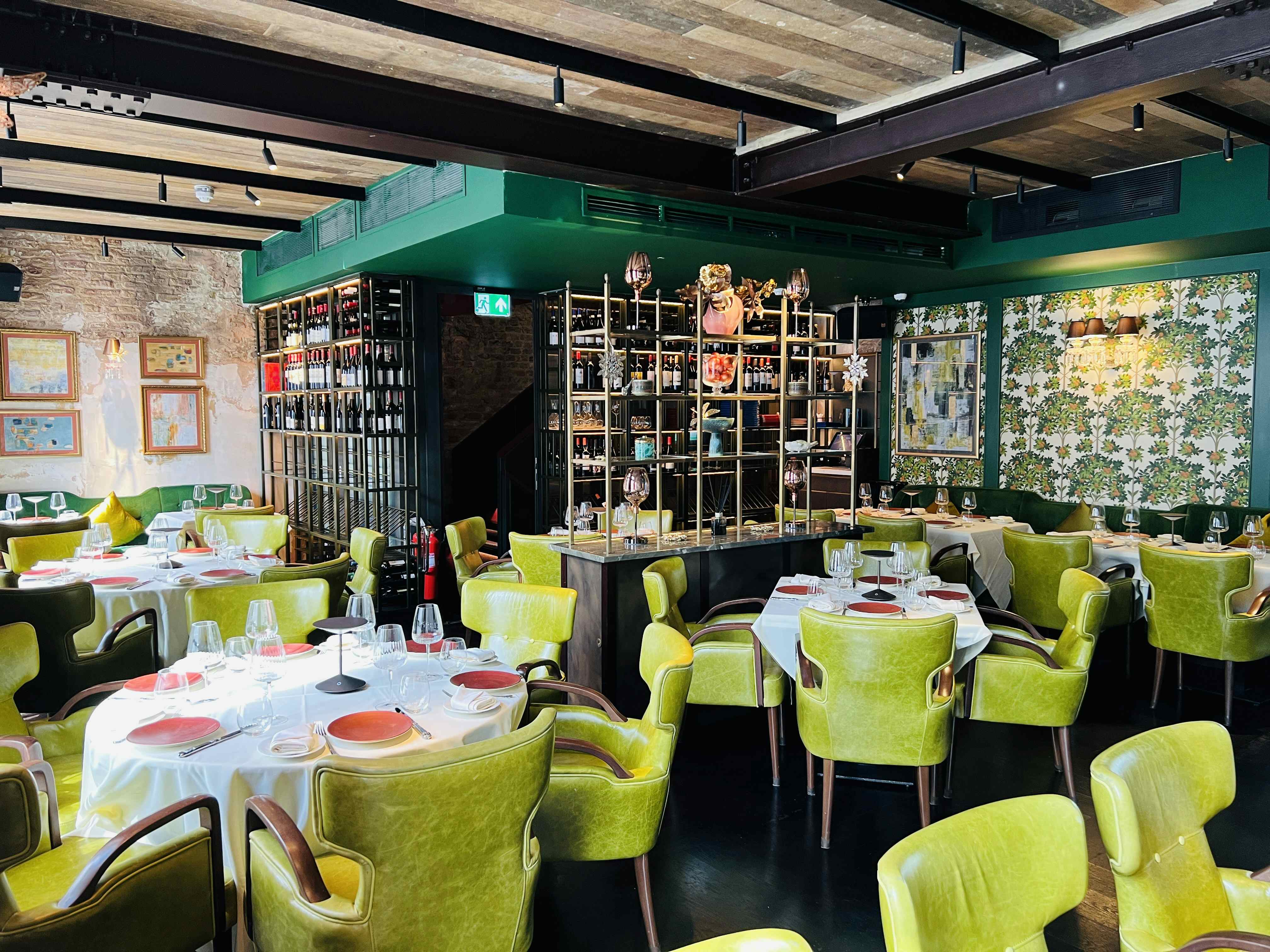 MEADOW PRIVATE ROOM 1