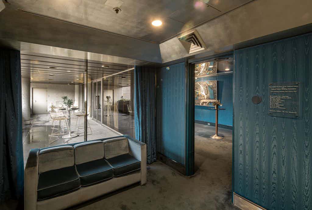 Hugh Williamson Room 2