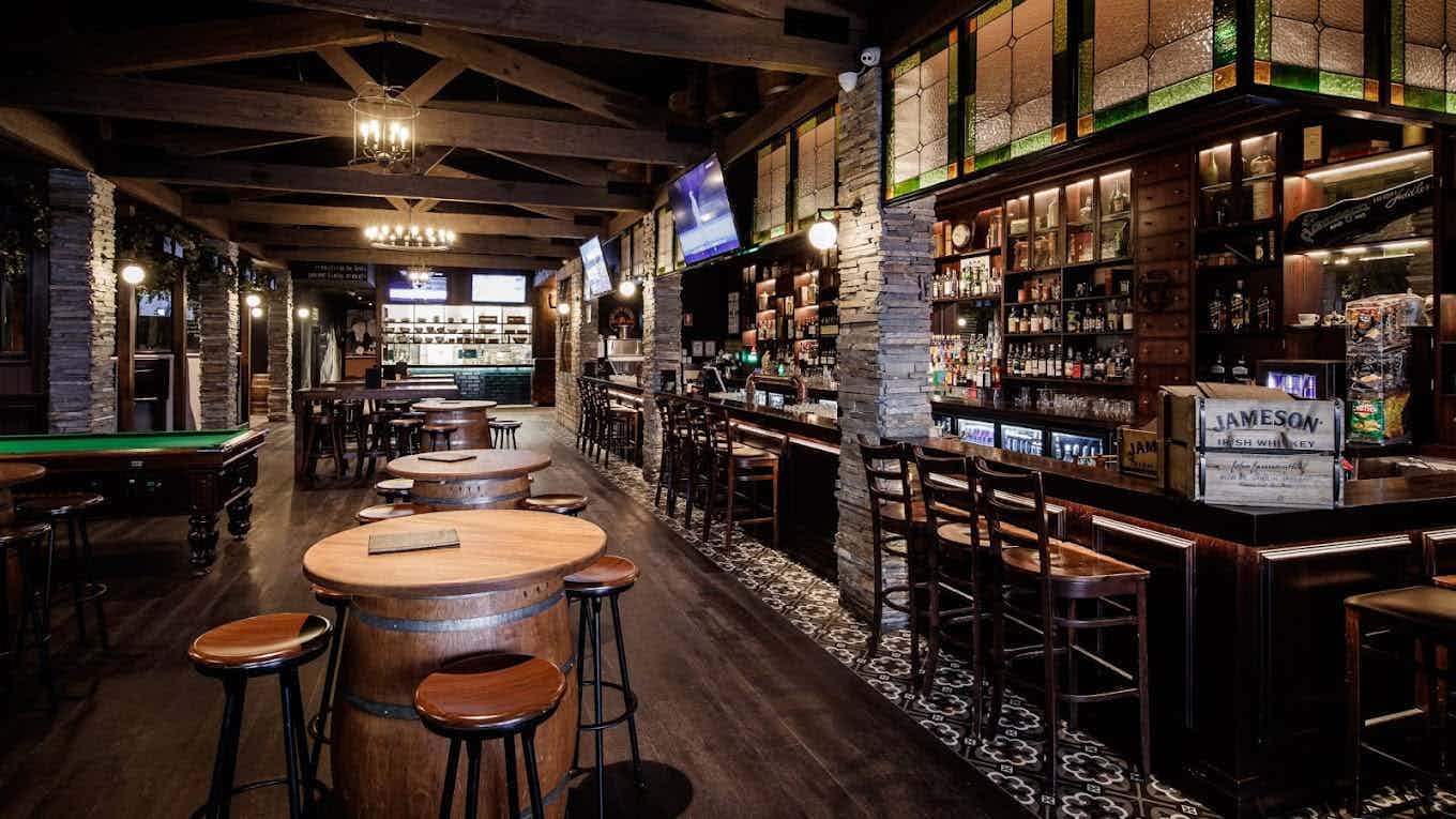 Main Bar, Finn McCool's Brisbane