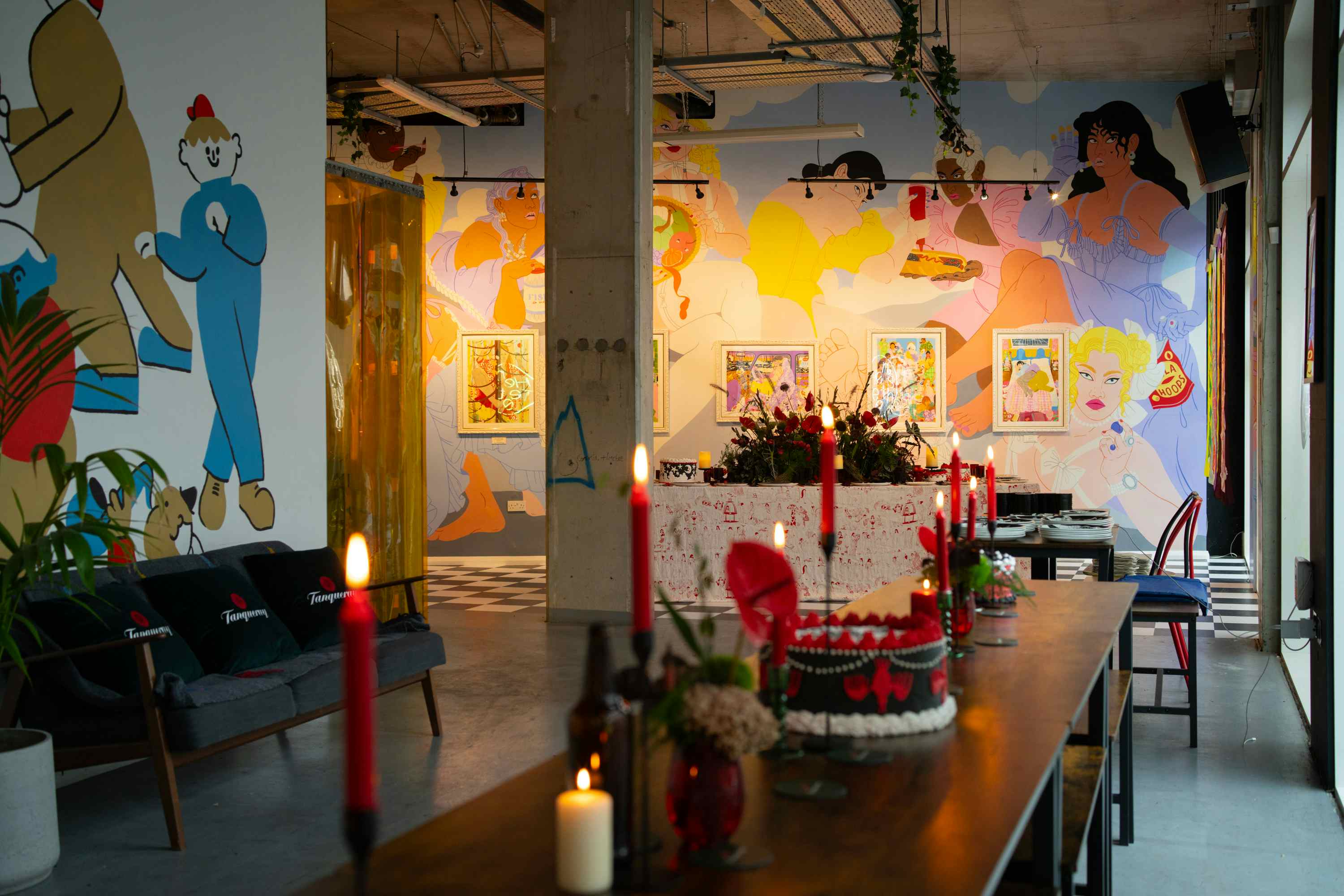 Hen's Teeth Private Hire 0