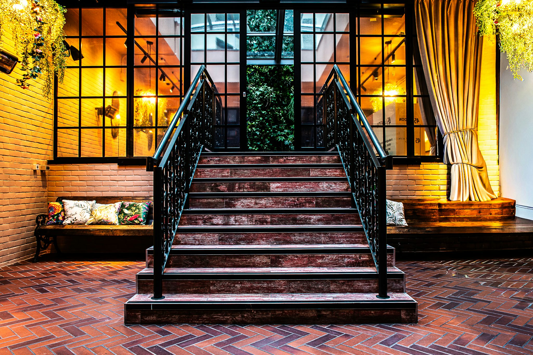 The Atrium at 45 Curtain Road 1