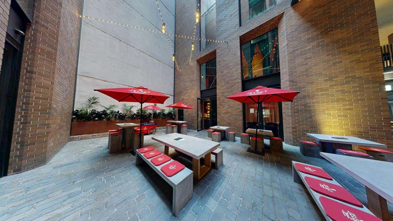 Courtyard Area  4