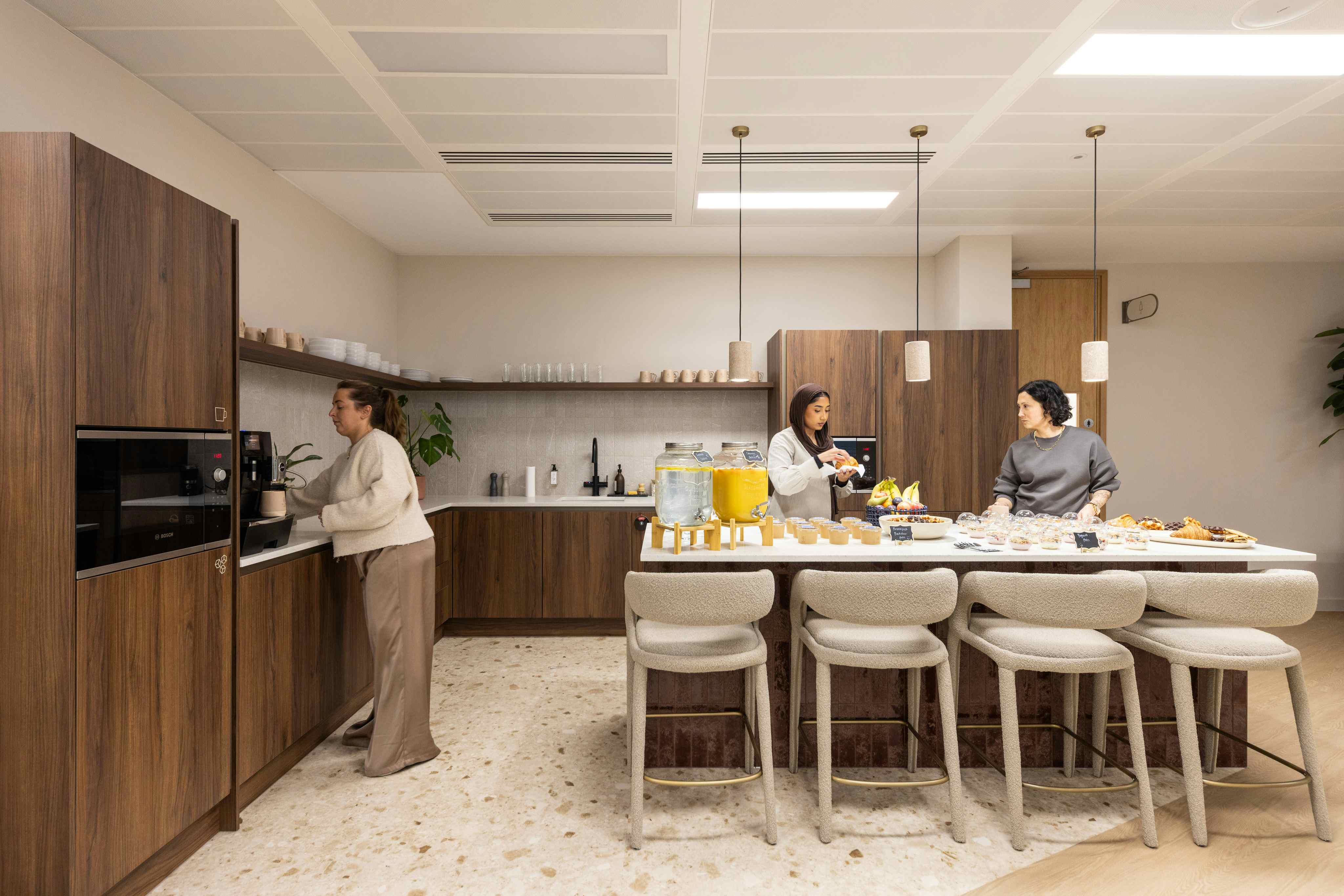 Flow Meeting Room  4