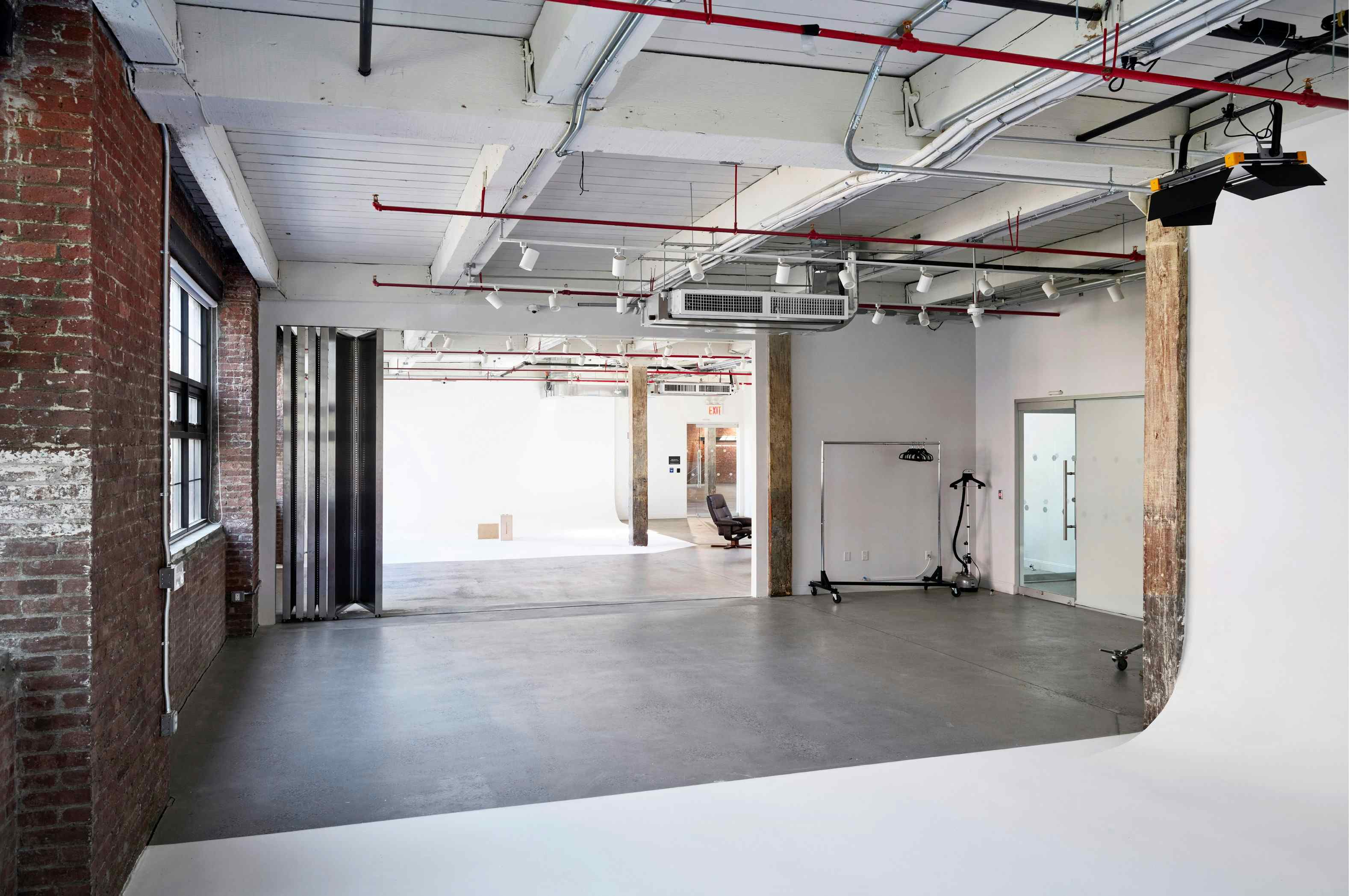 100 Sutton Studio C+D 2