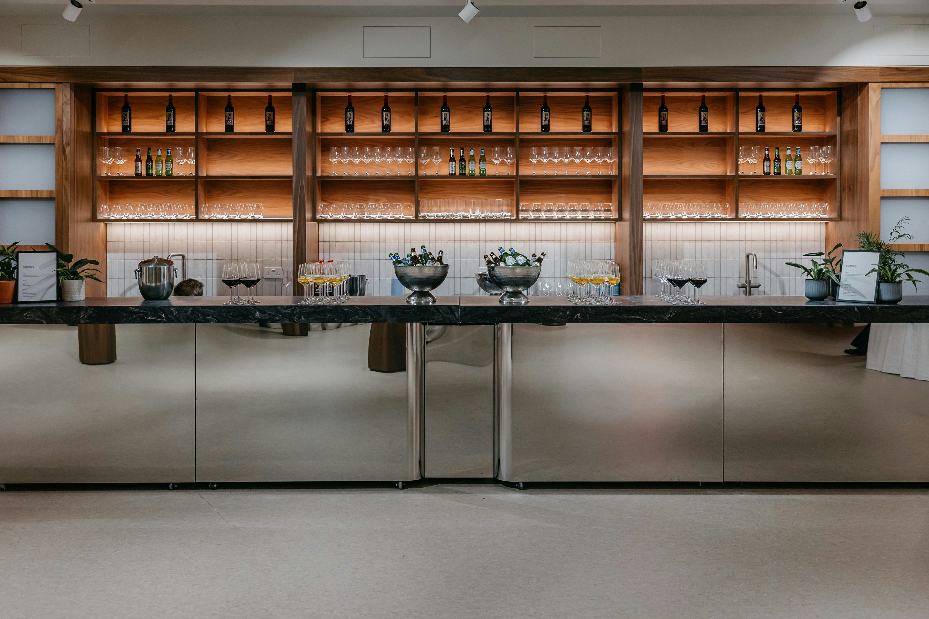 Landing Canary Wharf 4