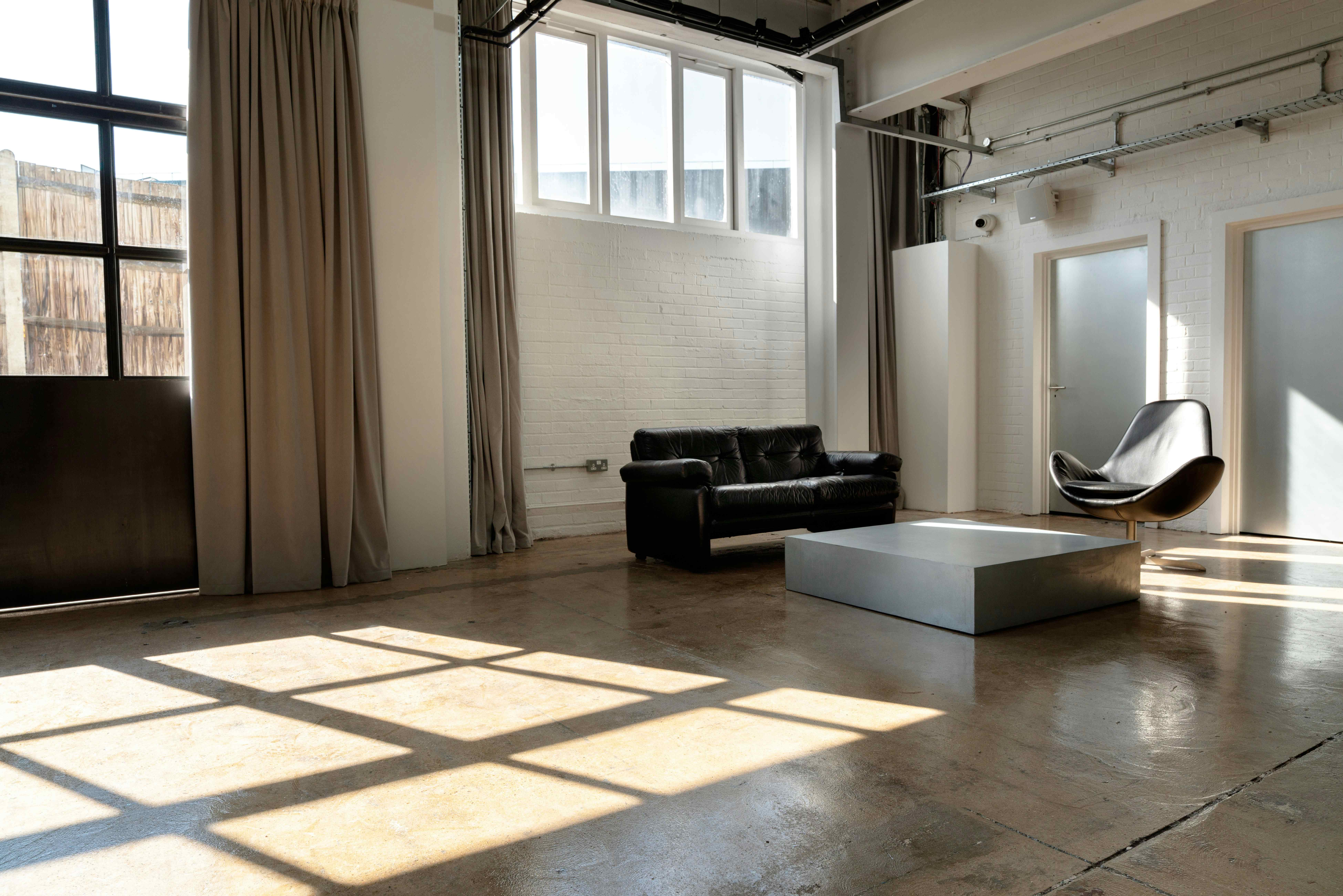 STUDIO 01 - [YOU.] STUDIO 4