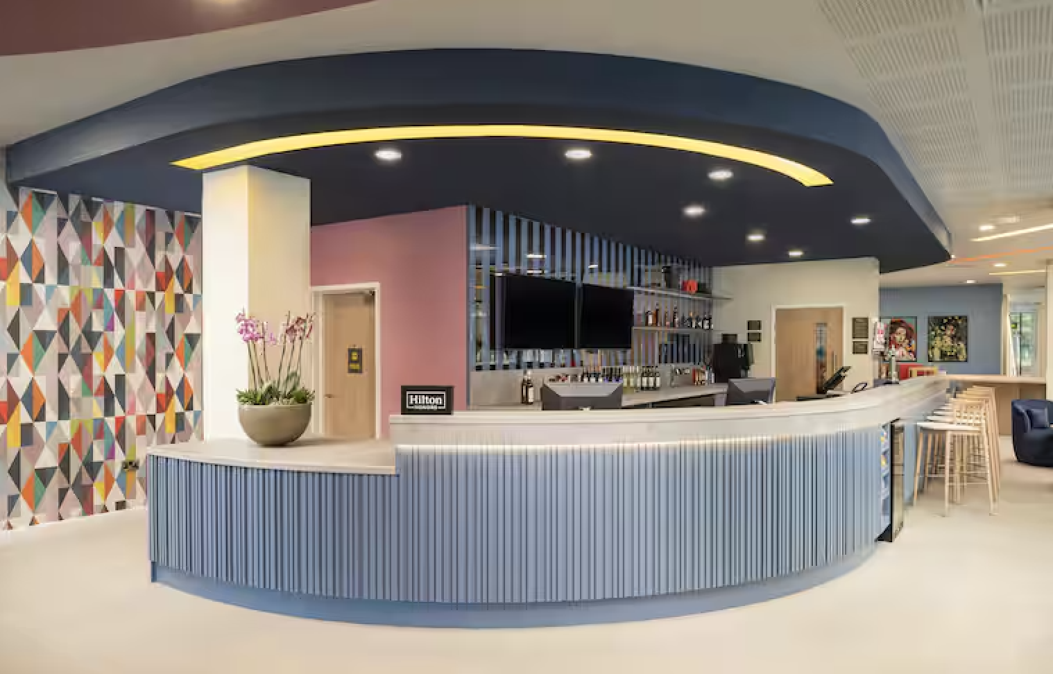 The Hub Restaurant 4