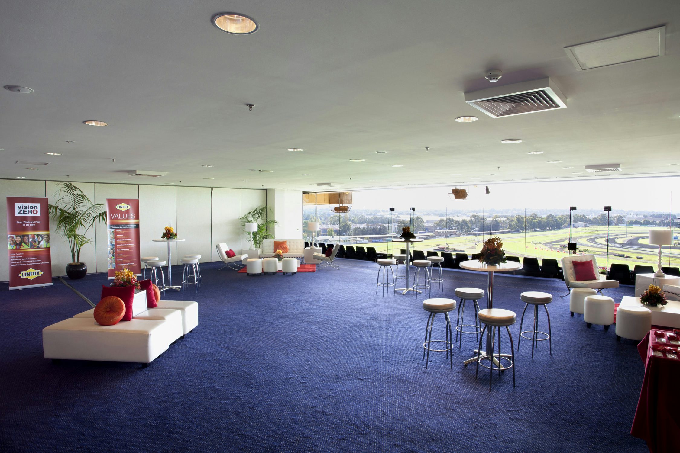 The Baguette & Marscay room 2