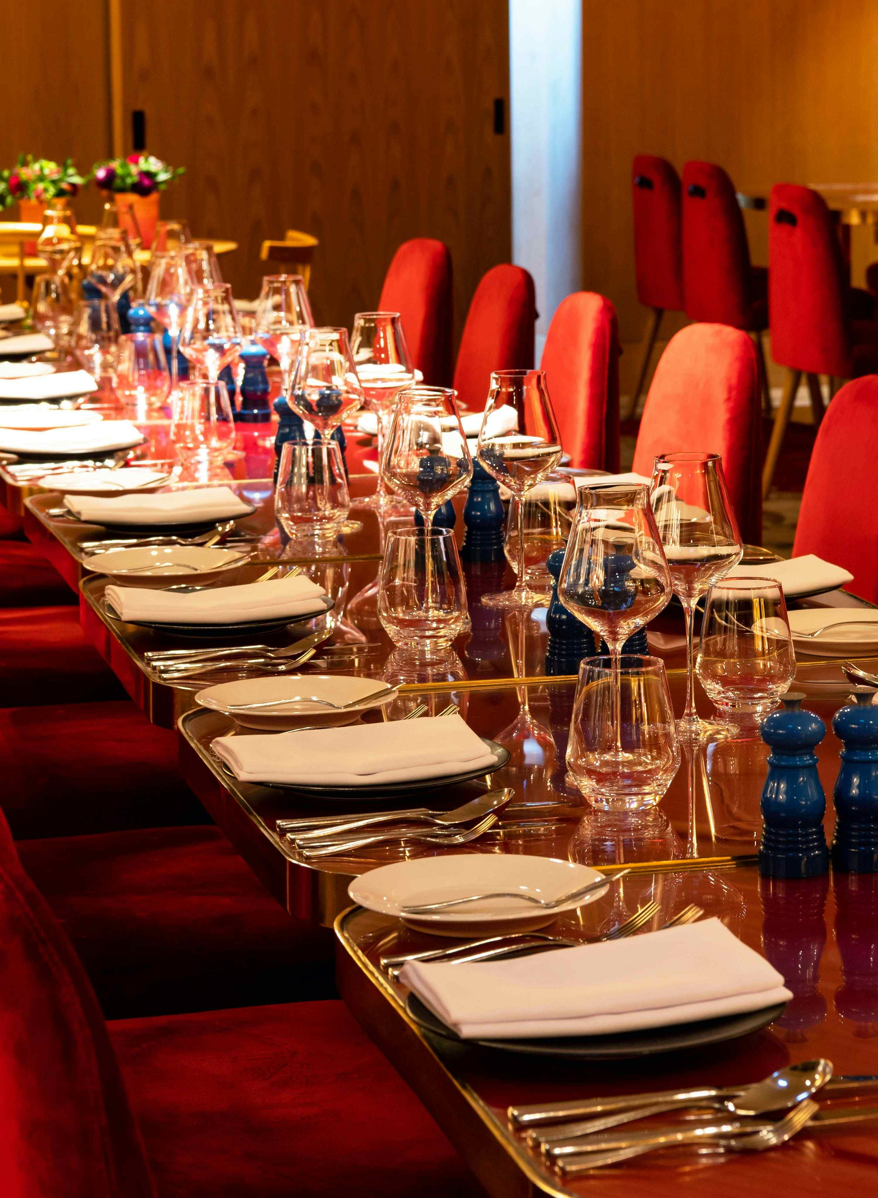 La Rouge , Atelier By Sofitel 1