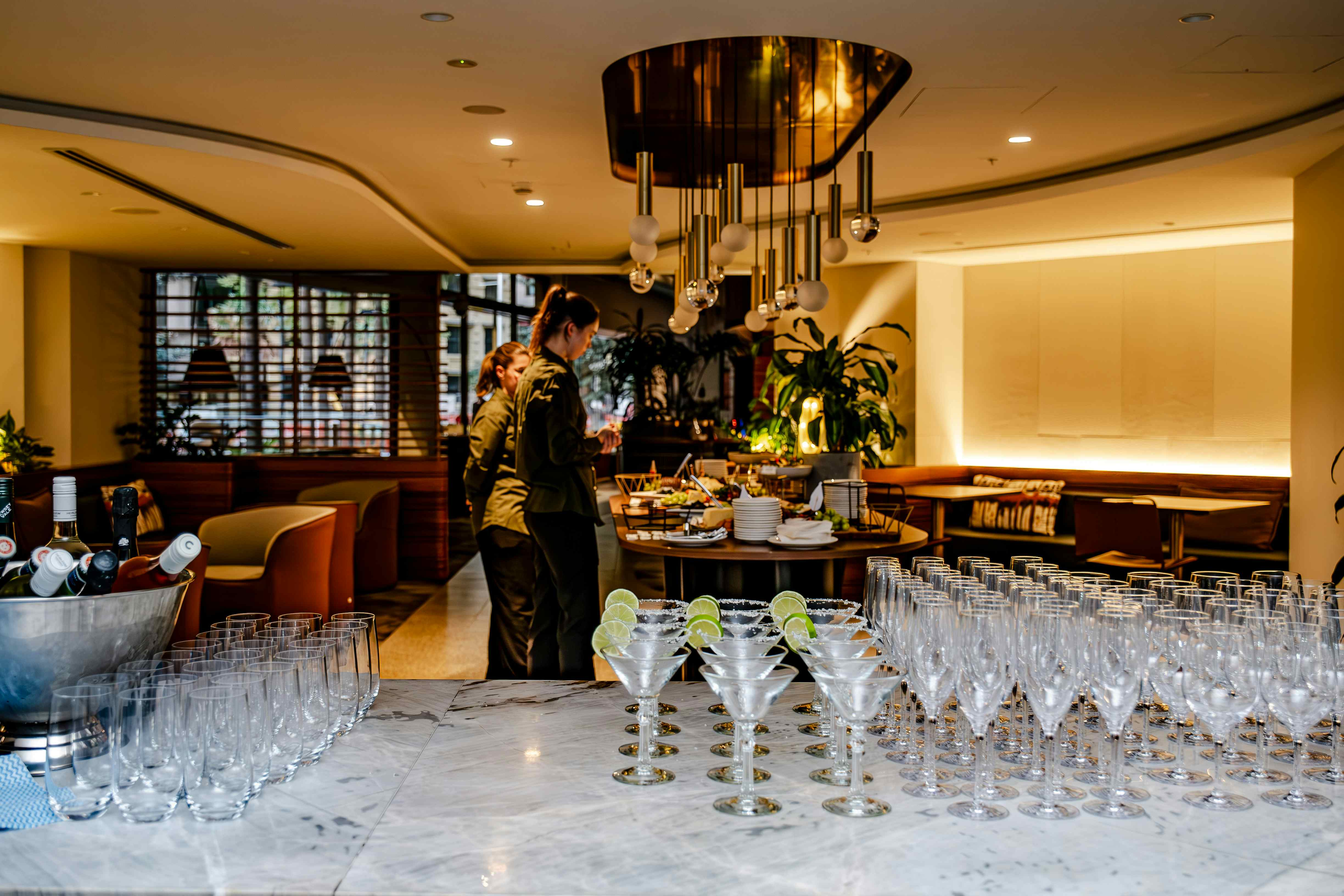 Fossix at Gateway Lounge 2