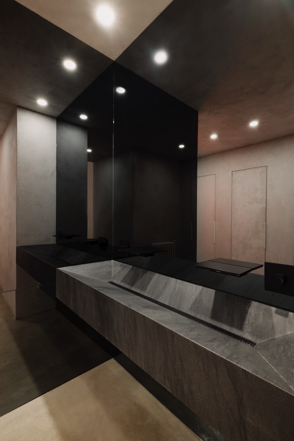 27th Floor Penthouse | 360° City Views | XR Studio | Private Bar & DJ Booth 4