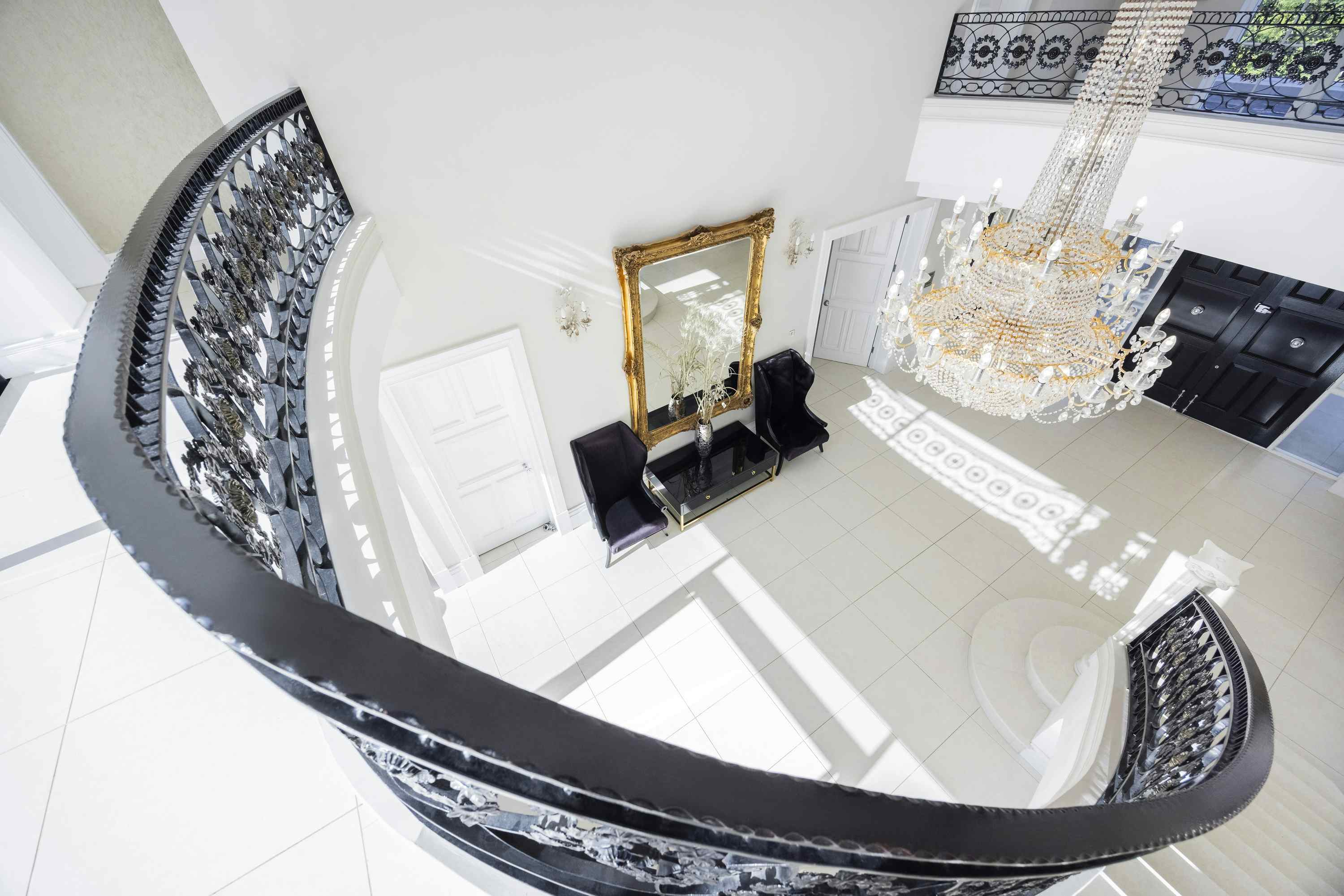 The Essex Mansion 20