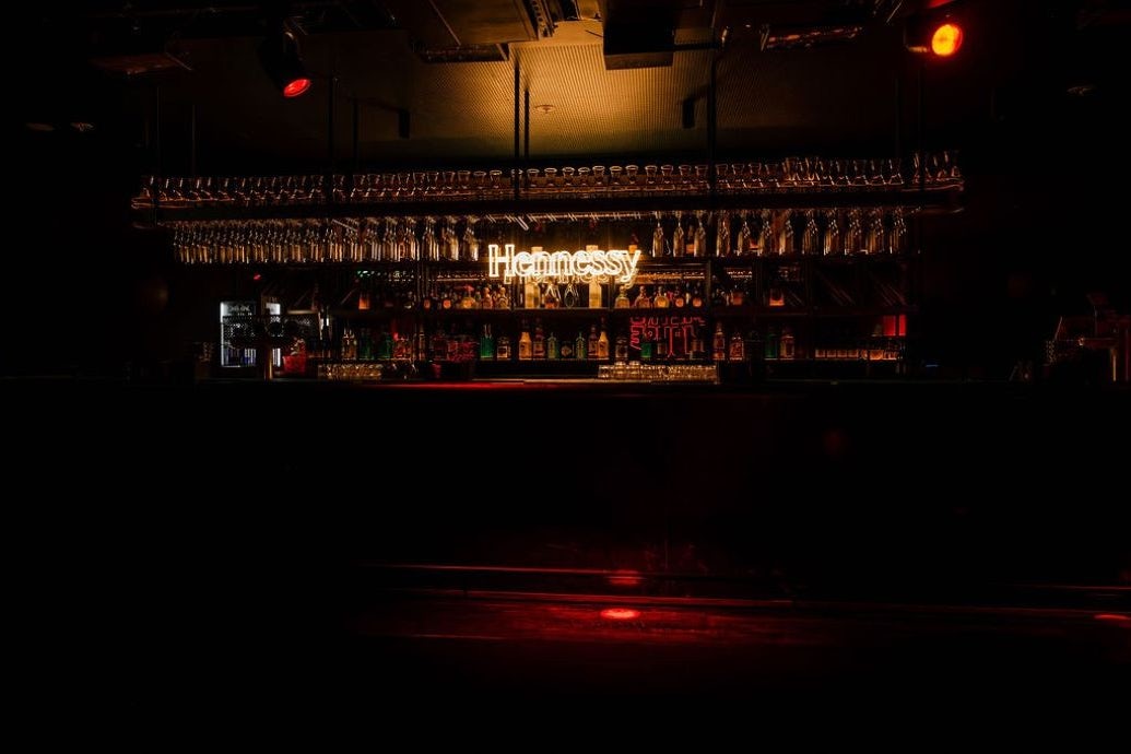 The Metropolitan Club 1