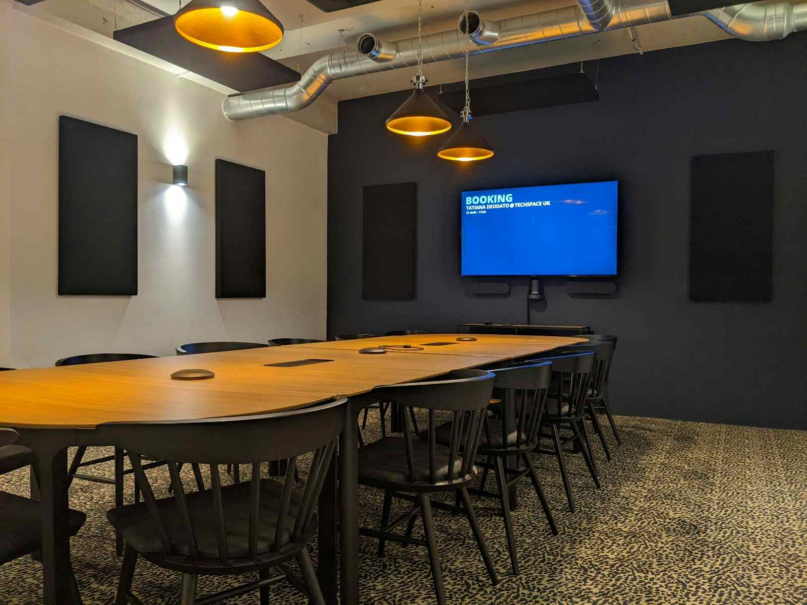 14-person meeting room (MR9) 2