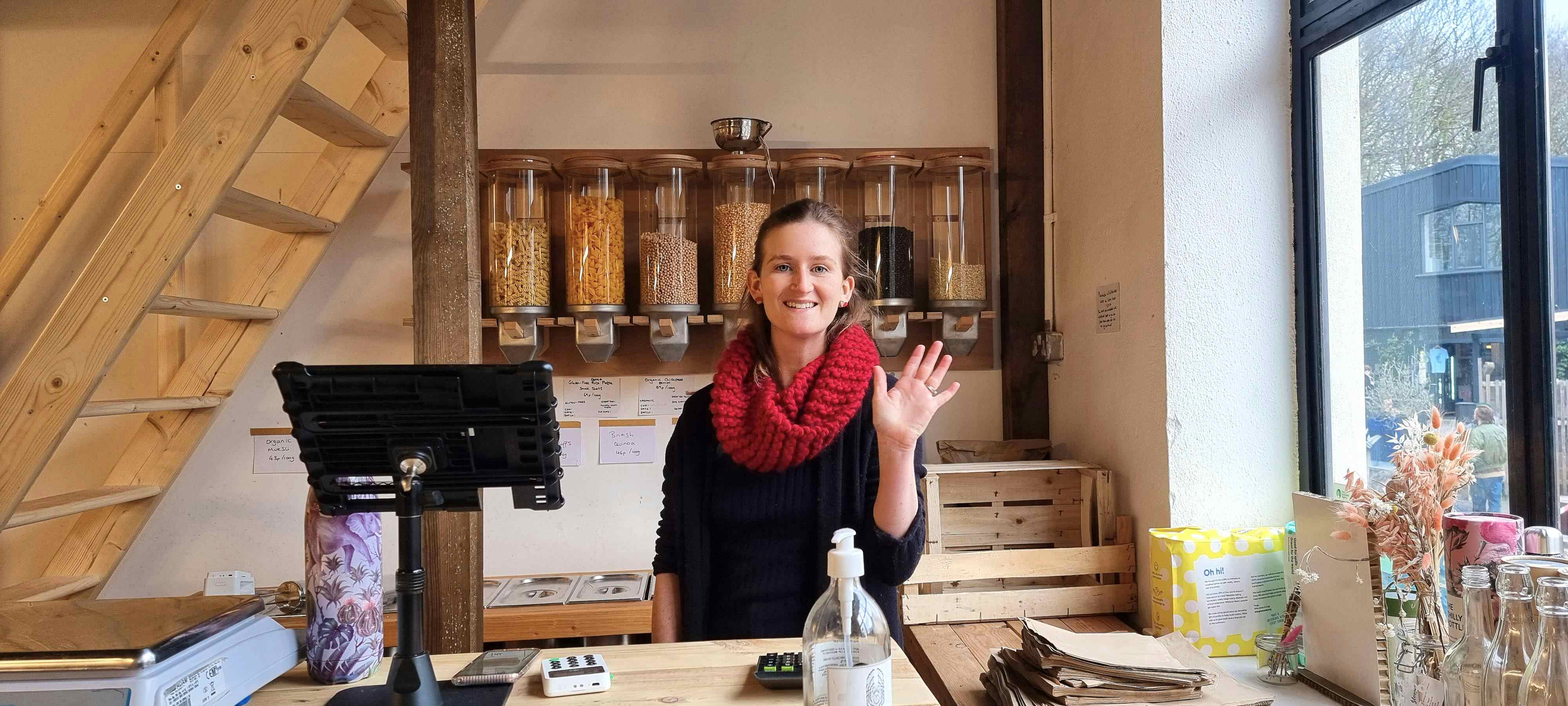 Daylight / Blackout/ Video / Photo Studio - White Space 1 of 2 8