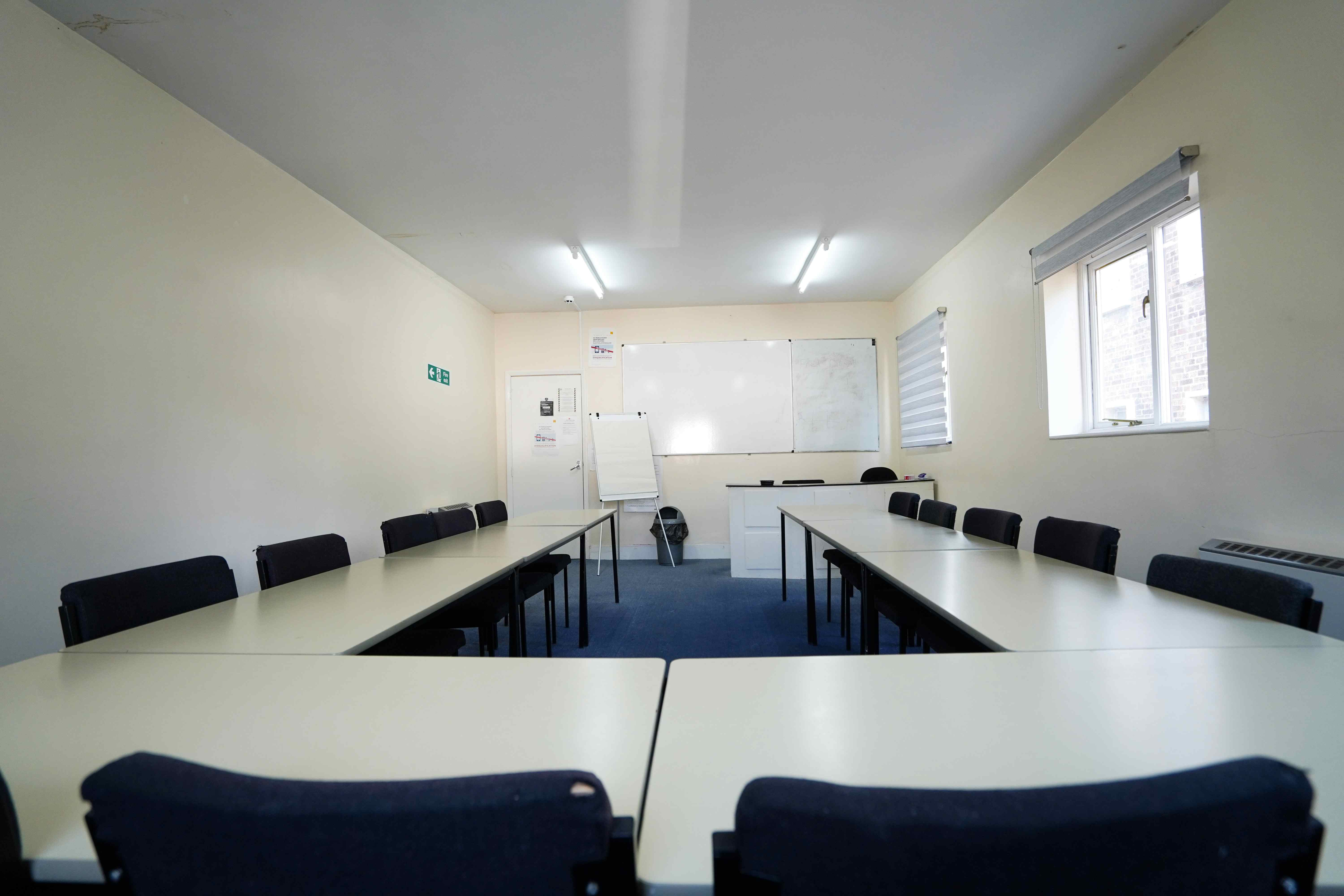 Meeting/Classroom 101 4