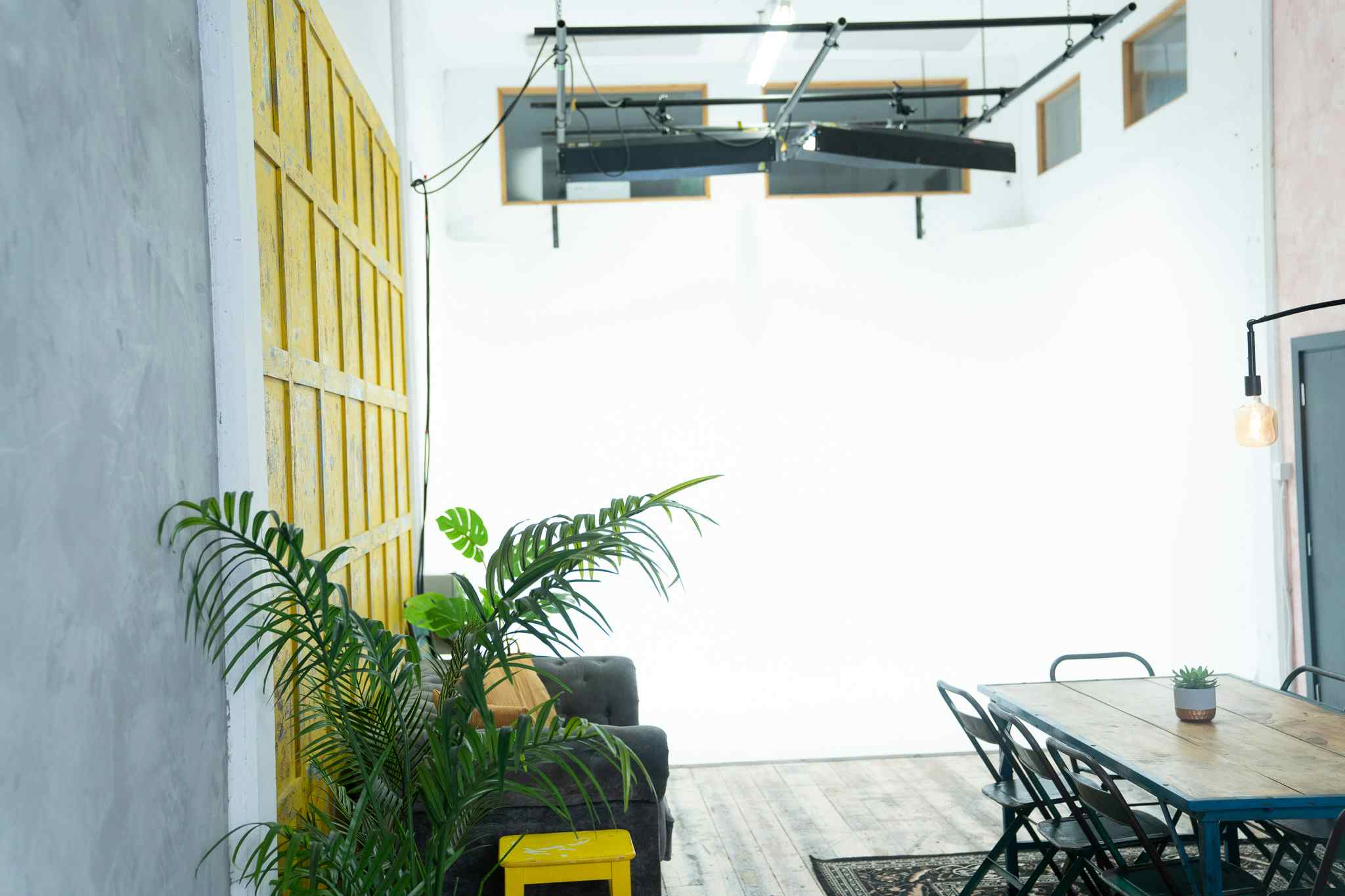 Warehouse Kitchen & Cove 1