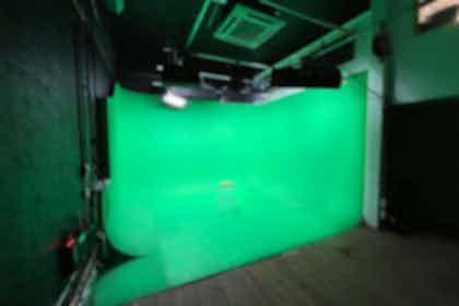 Studio Green 0
