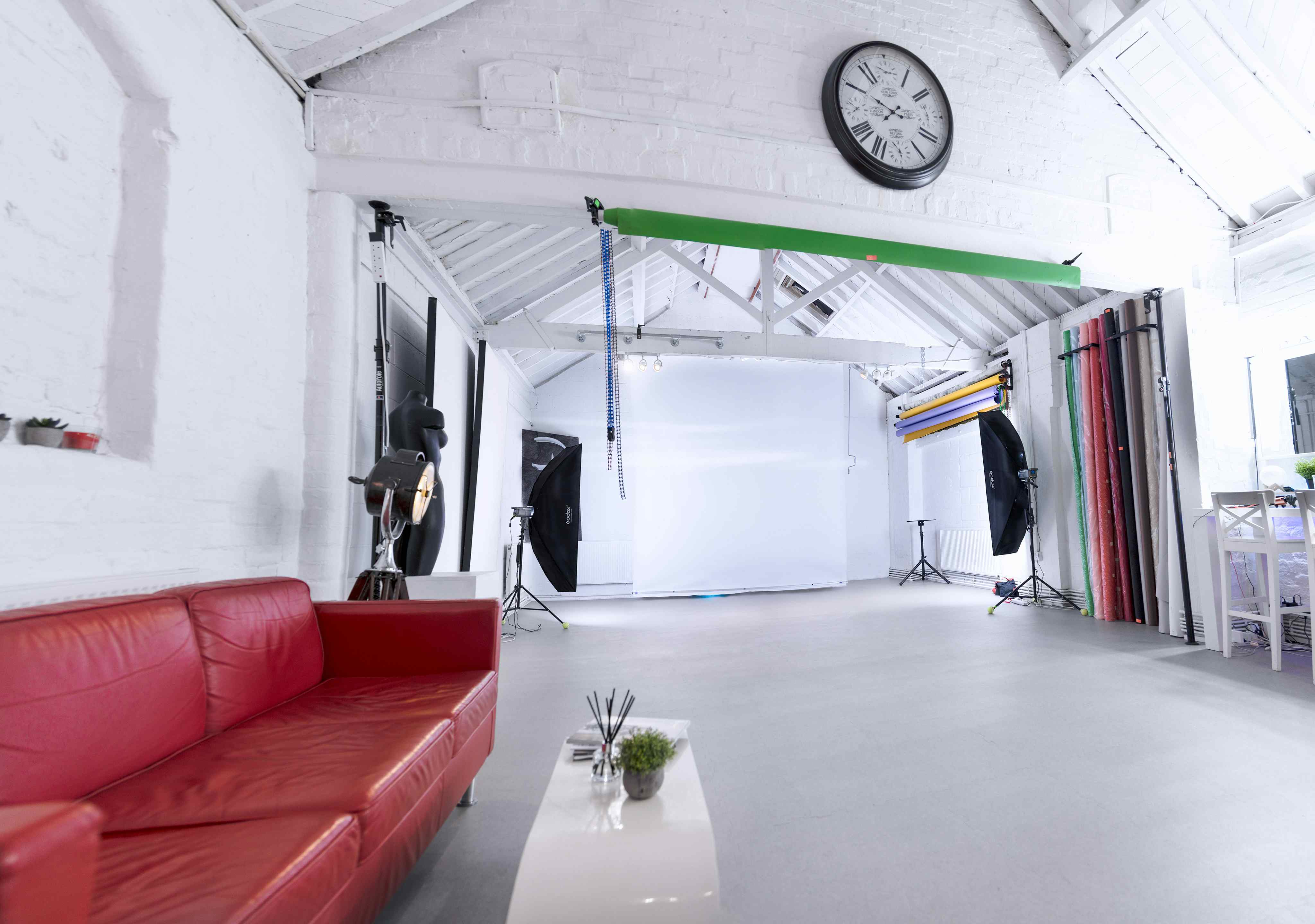 Photographic Studio Space, Phase Zero Studio - Barnet