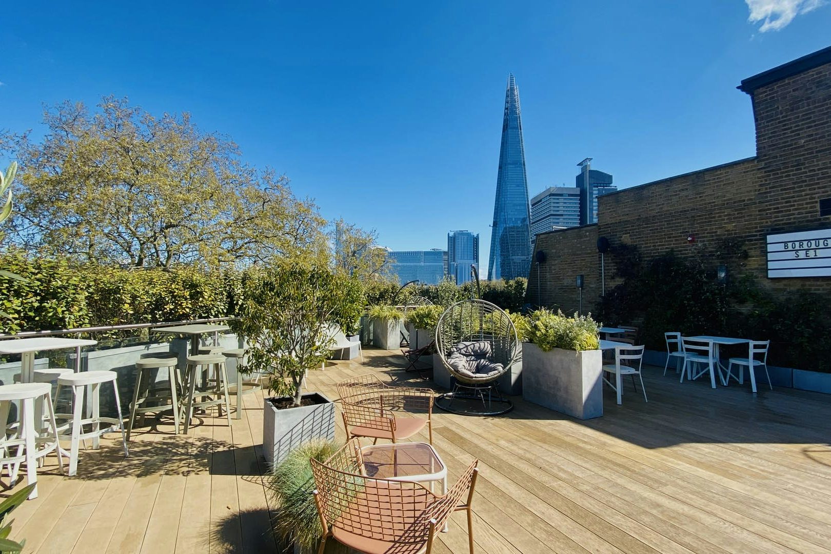 Roof Terrace 3D tour