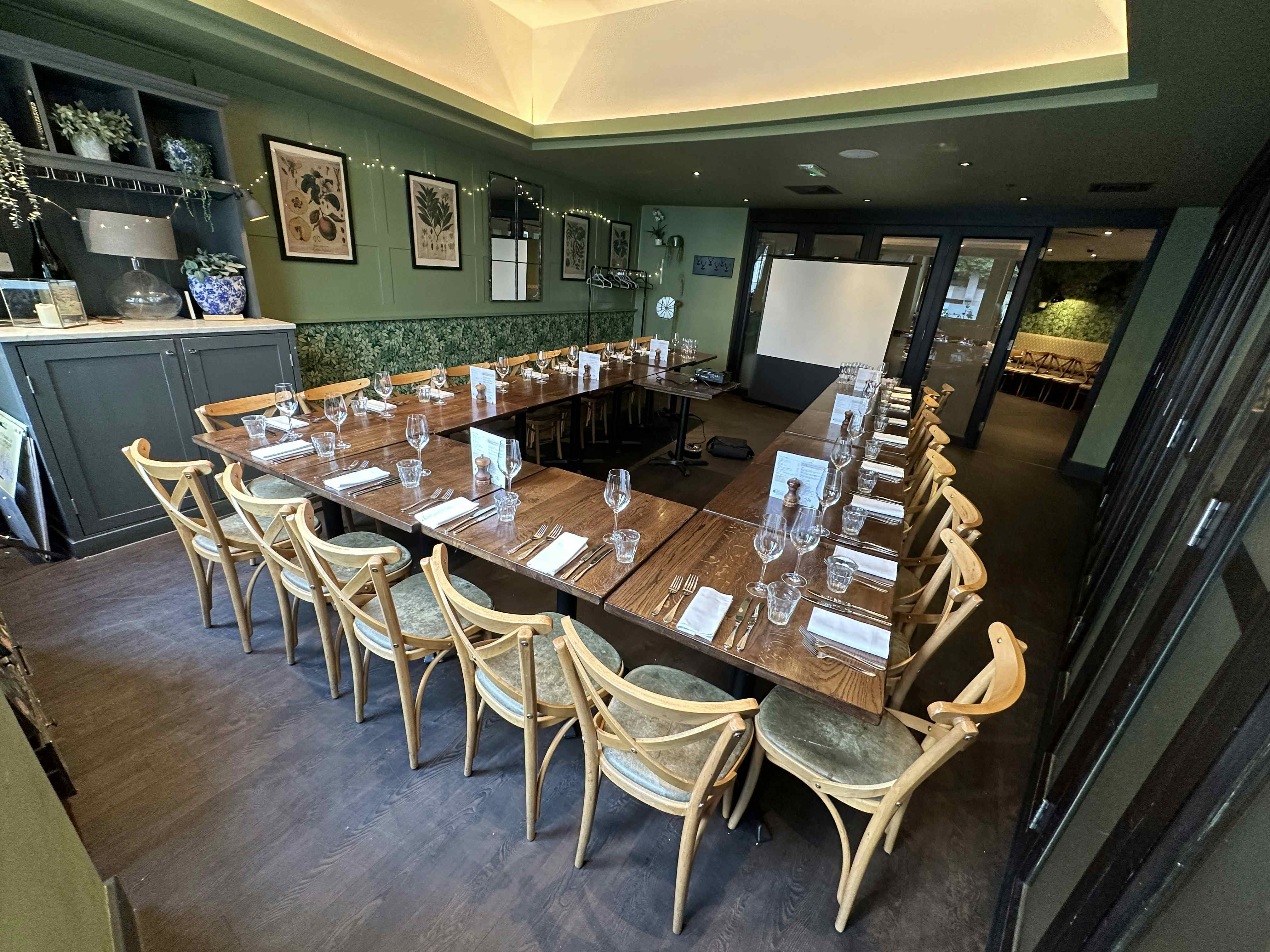 Medium private room 2