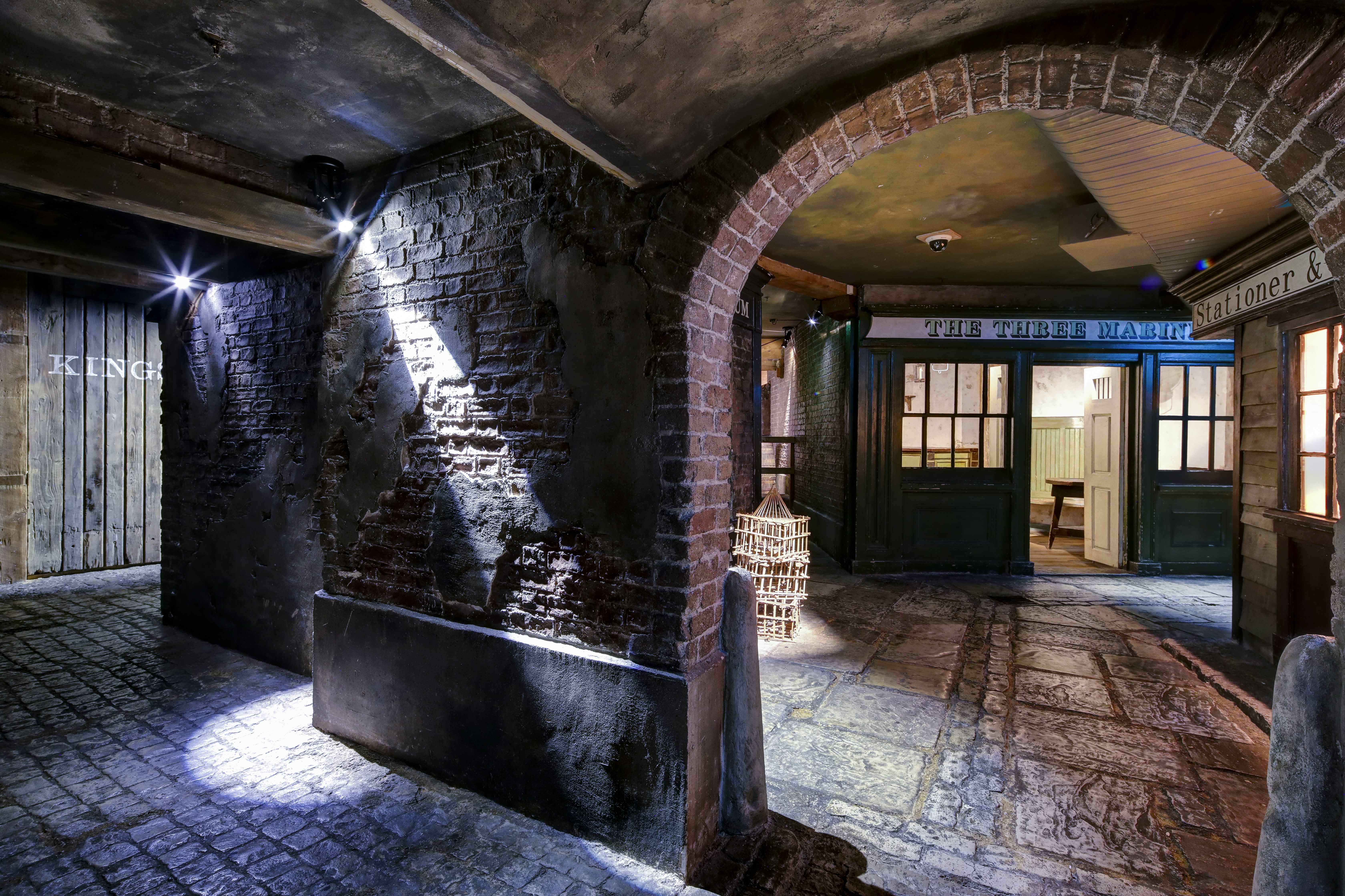 Sailortown & City & River Gallery 4