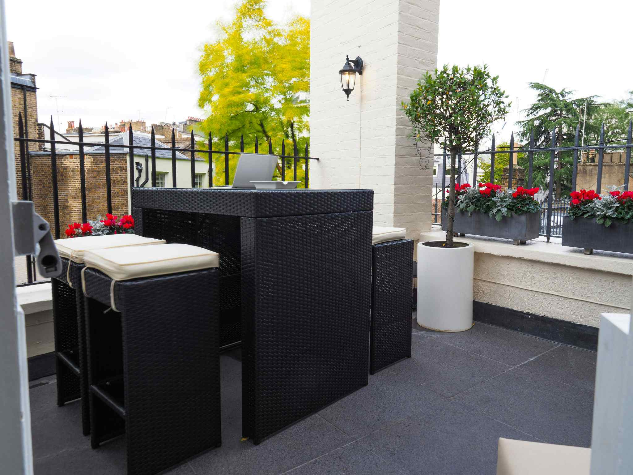 Davidoff Private Room 3