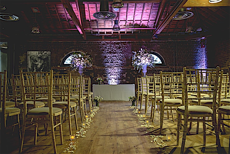 Quayside Room **The abundance of natural daylight and the stunning views from the Quayside Room provide an impactful space for conferences and workshops at the iconic Museum of London Docklands.**
The flexible spa