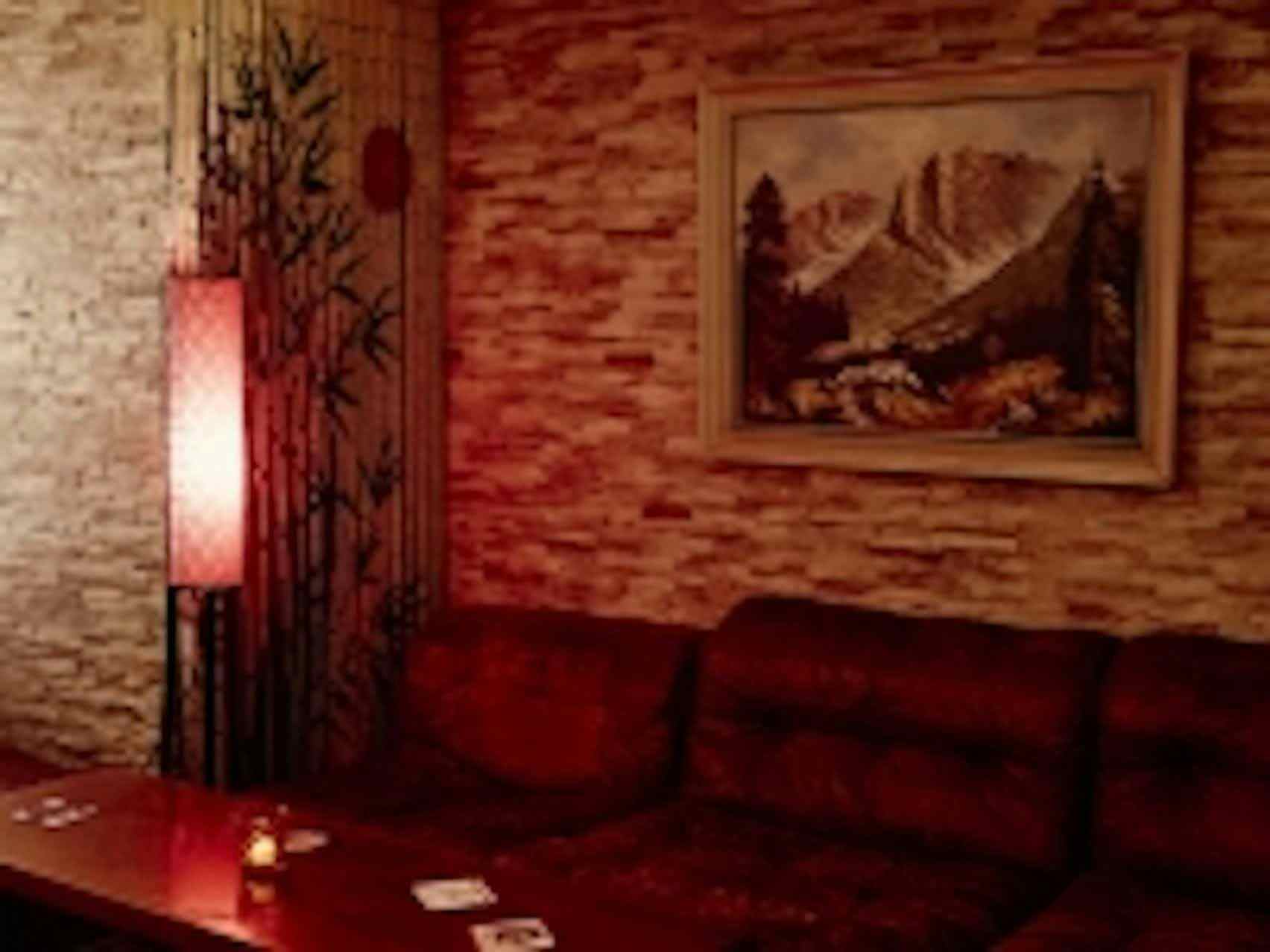 Ruby's Cocktail Bar 9