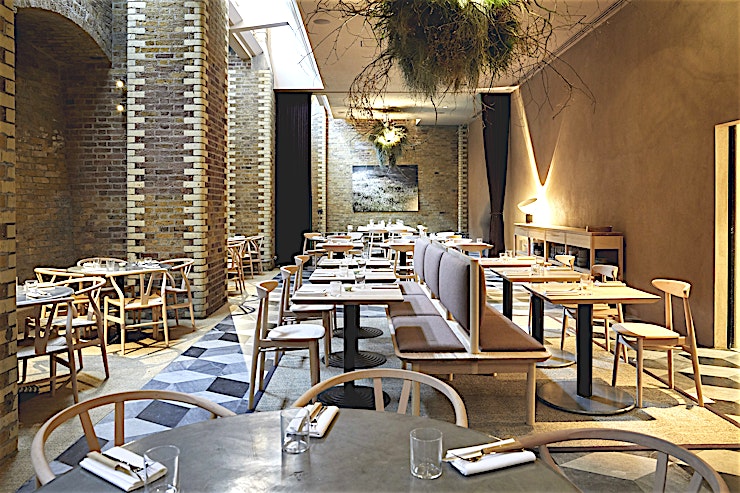 Wilder Restaurant & Bar **Wilder Restaurant & Bar is the result of a creative partnership between Sir Terence Conran and Chef Richard McLelllan.**
Wilder utilises the flavours from natural and considered British ingredi