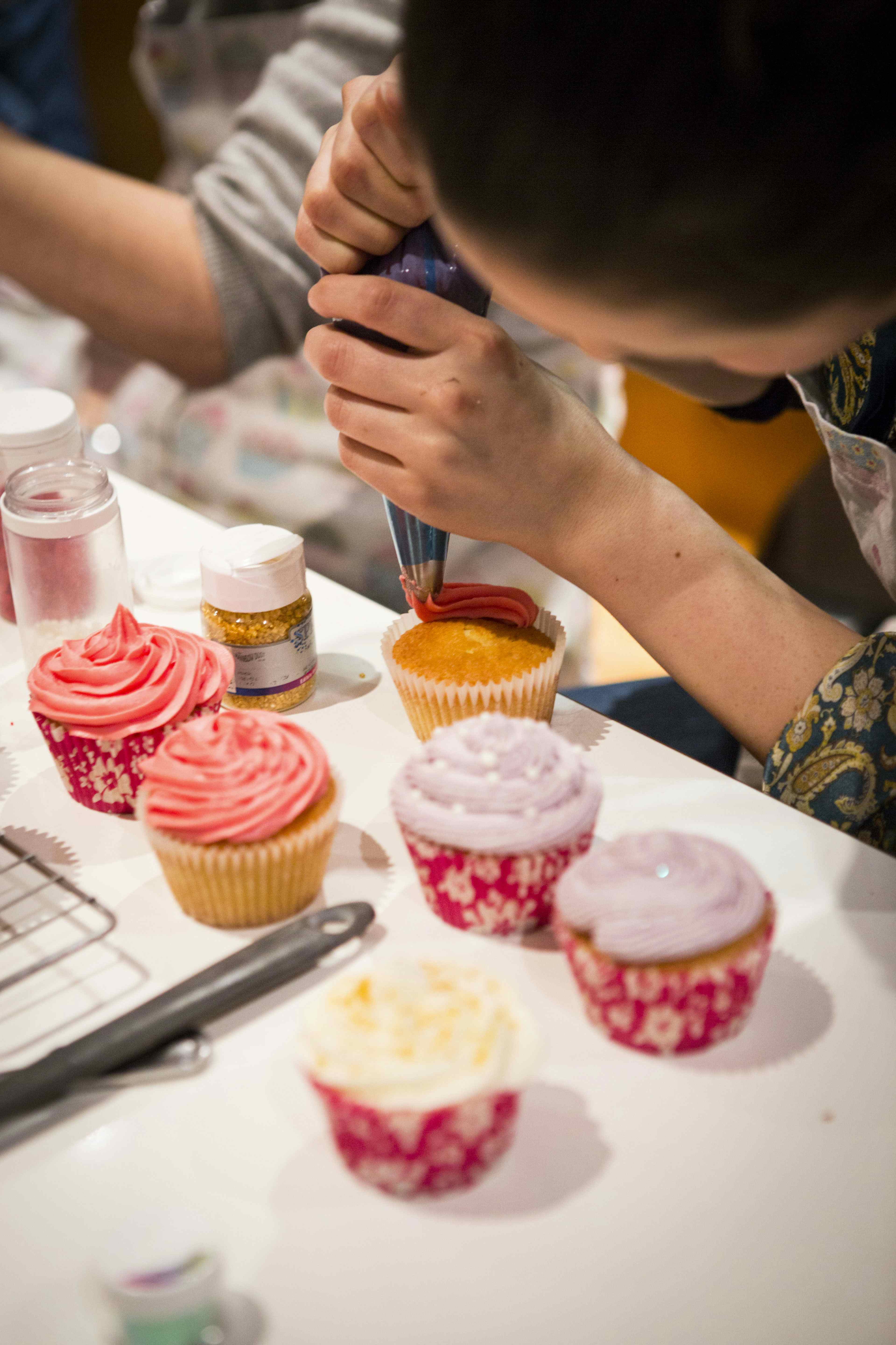 Cupcake Decorating Workshop 15