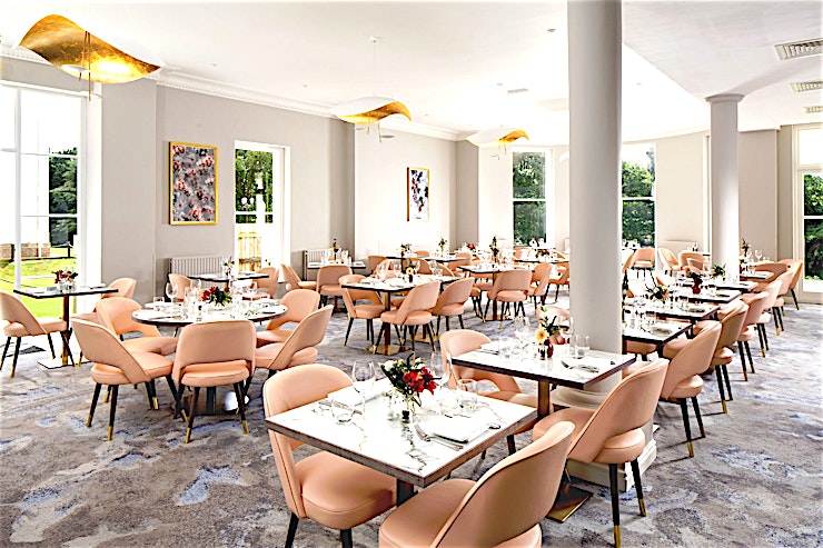 Dearman Suite **The Dearman Suite at Mercure Gloucester Bowden Hall Hotel is an atmospheric private event Space for hire in Gloucester.**
The Space holds up to 80 guests and is ideal for private lunches, intimat
