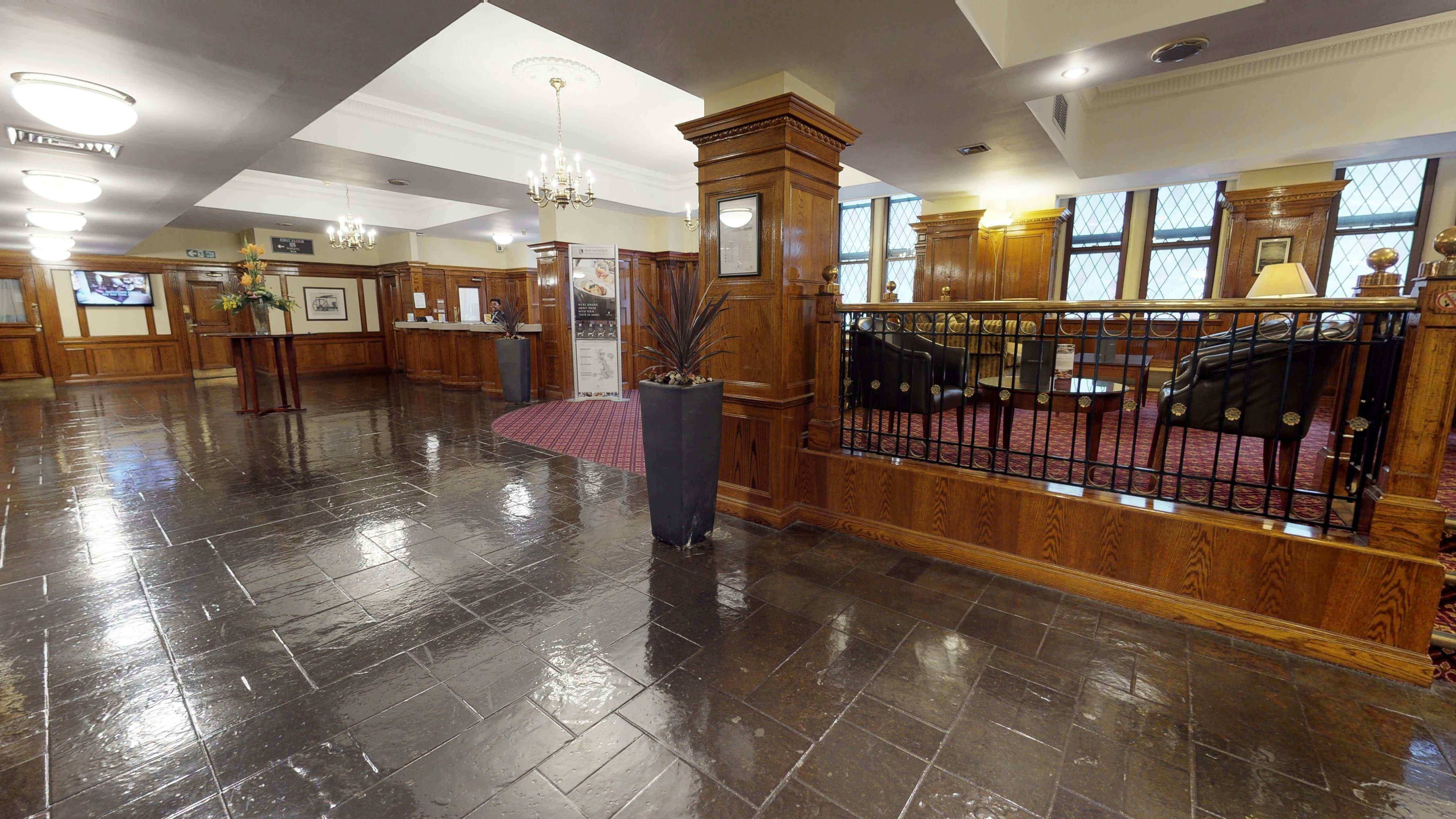 Book Drummond at Macdonald Burlington Hotel. A Birmingham Venue for