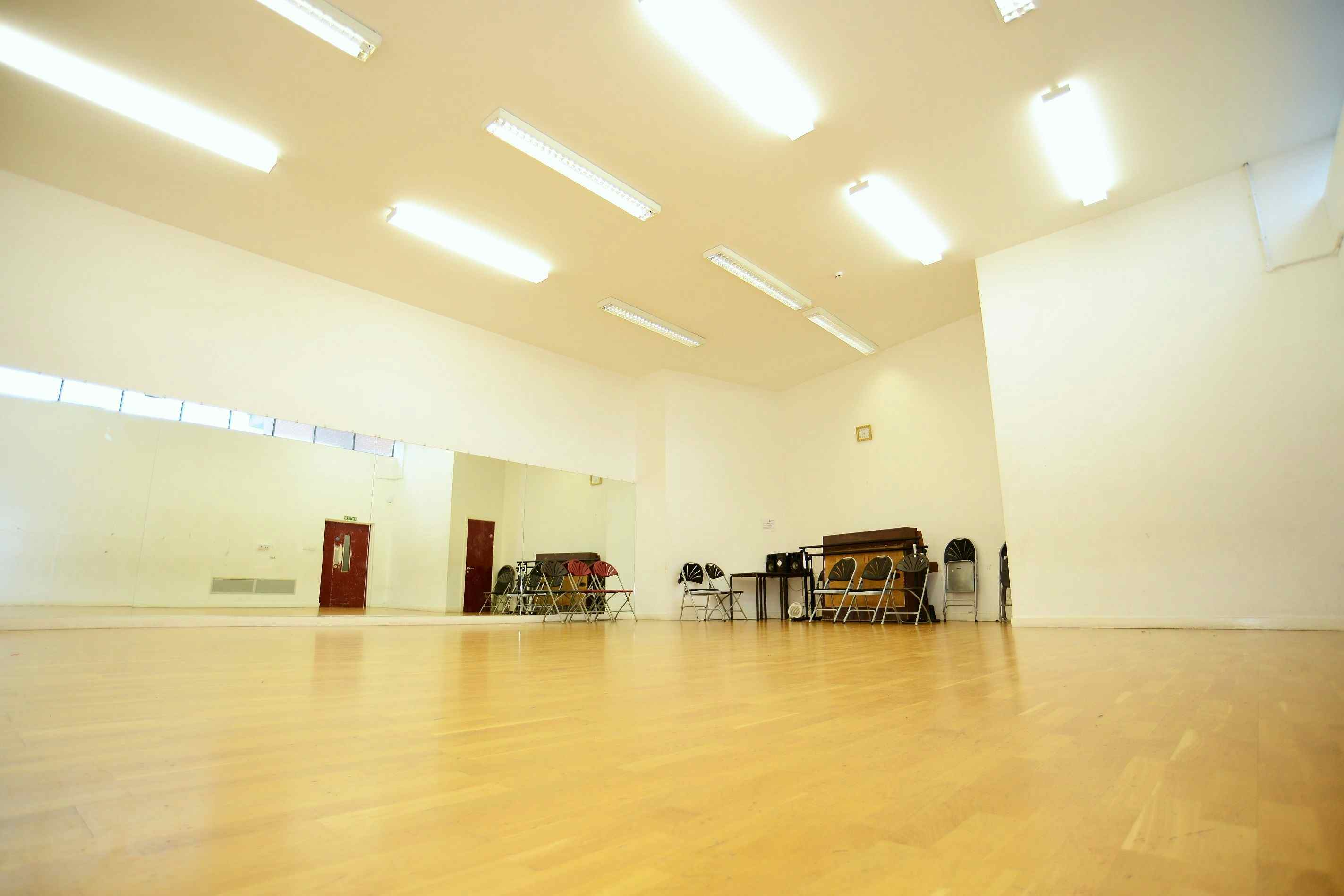 Dance Studio, Oxford House
