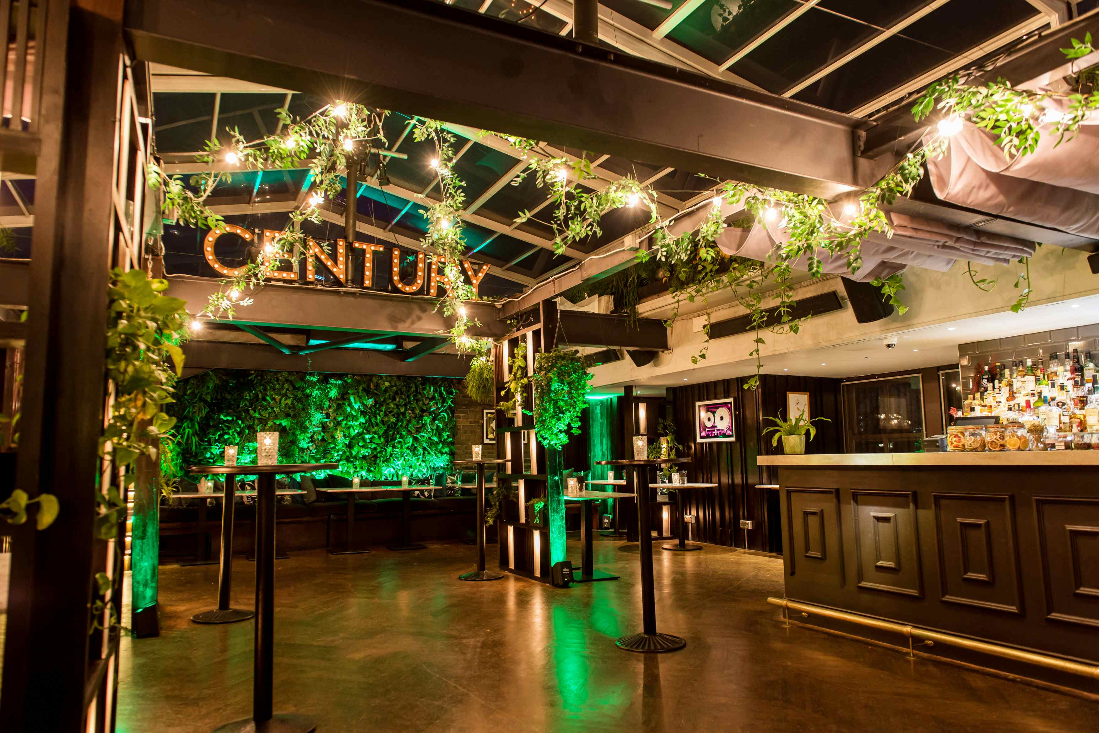 Century Club A London Roof Terrace For Hire HeadBox