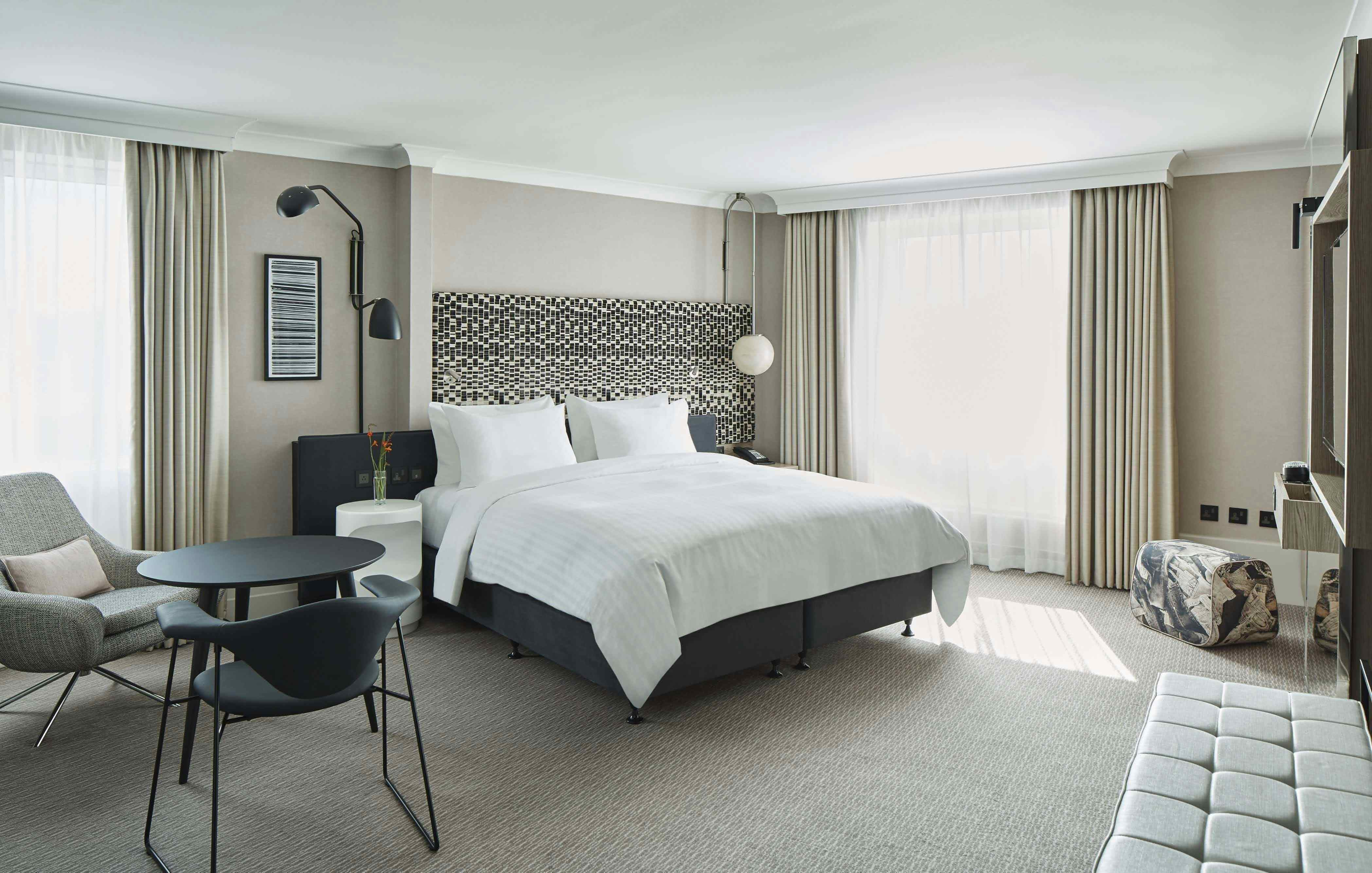 Whitestone & Tollgate Room 7