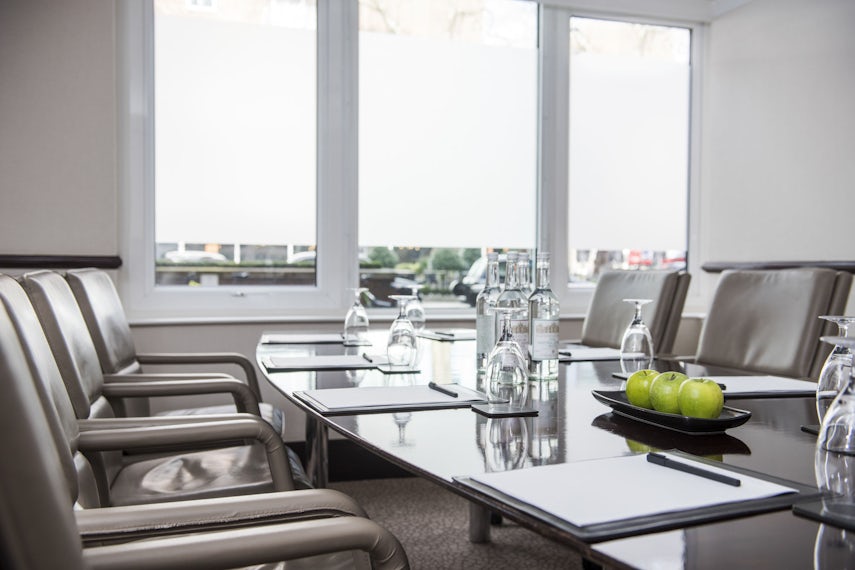 Boardroom 2 3D tour