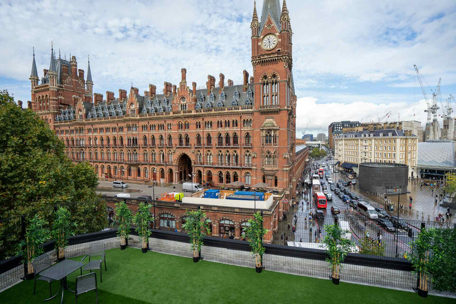 Tom Dixon Boardroom 4