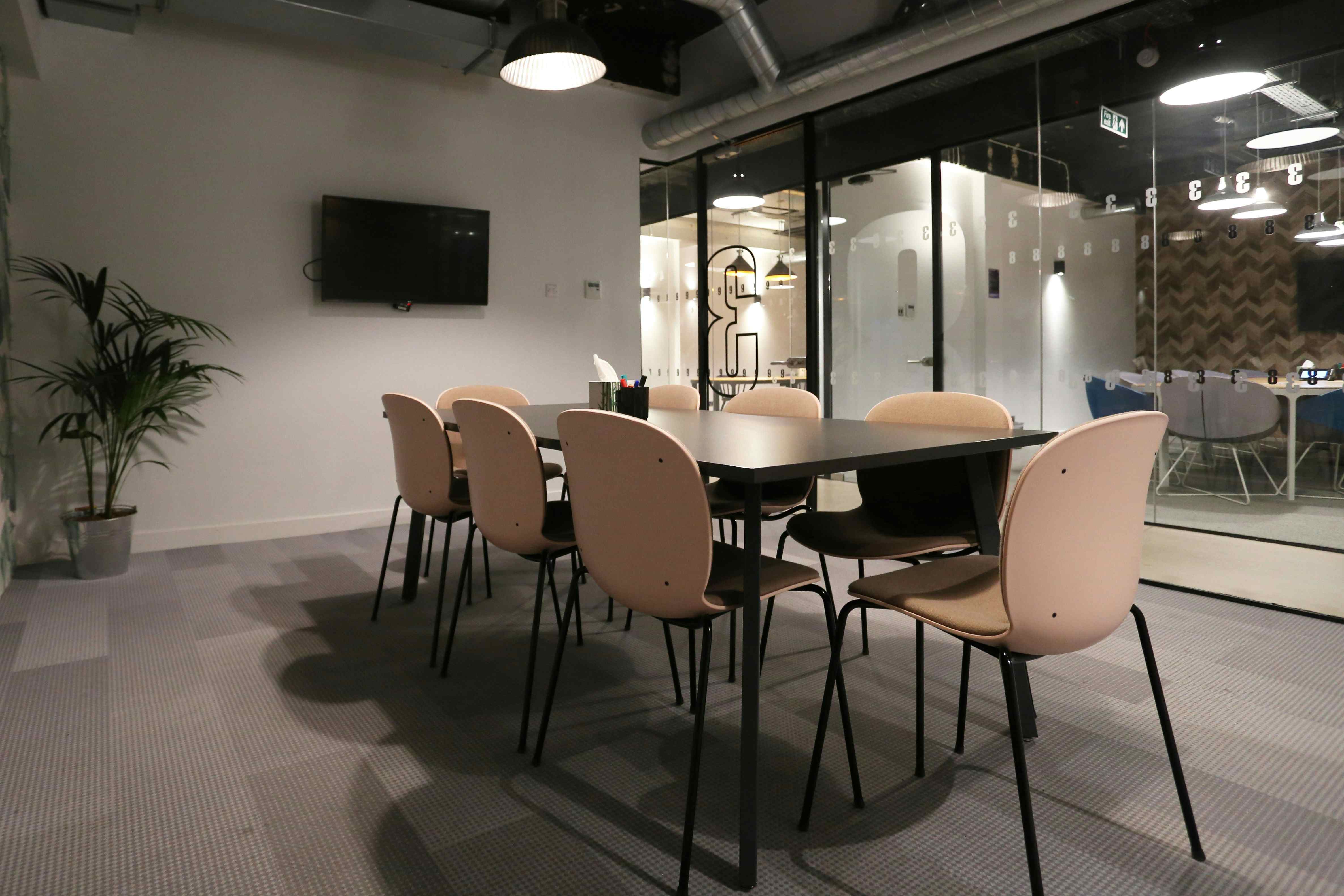 8-person meeting room (MR3), Techspace Shoreditch